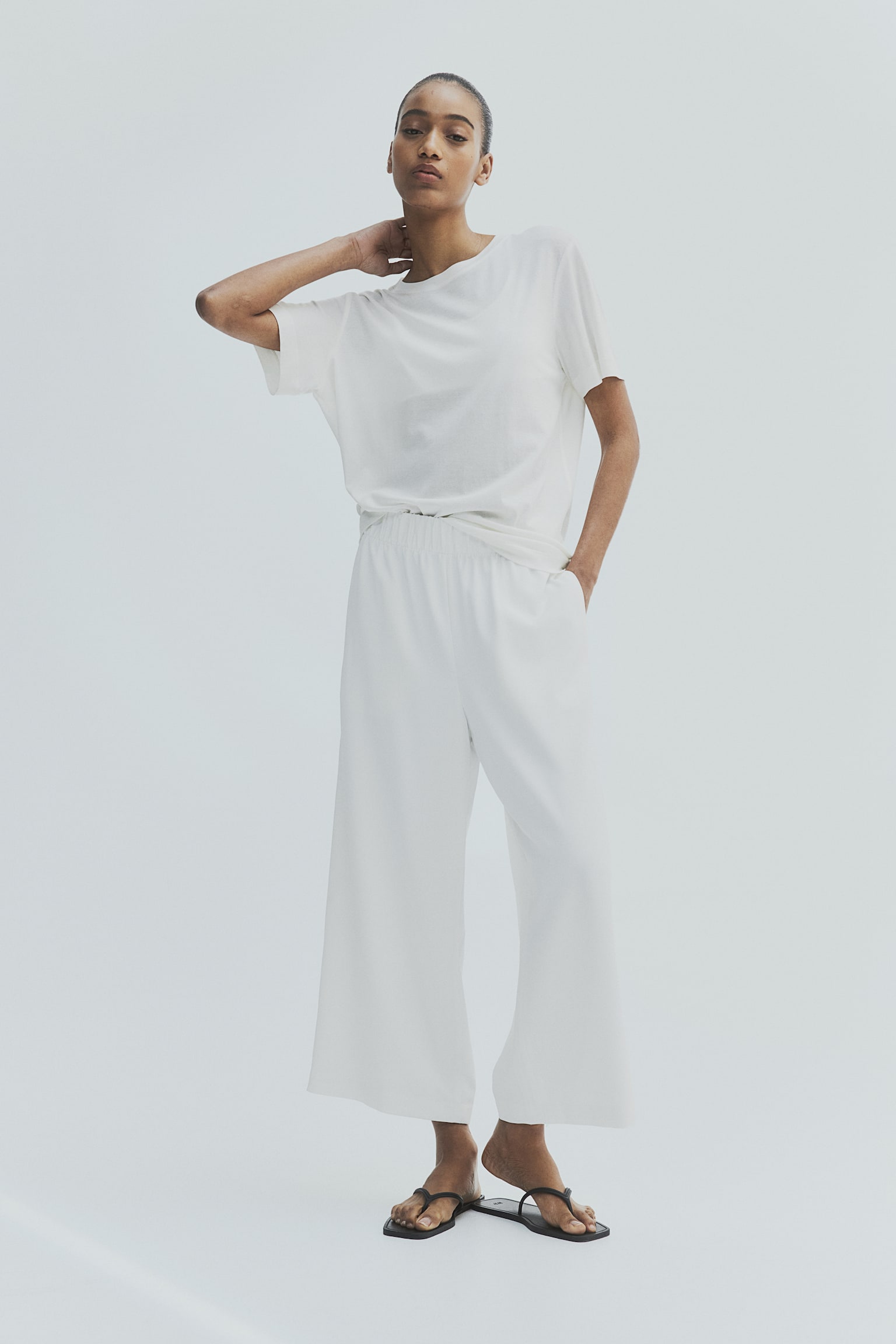 Pull On Culottes - White/Navy blue/Black/Dark khaki green/Dark beige/White/Pinstripe/Light beige - 1