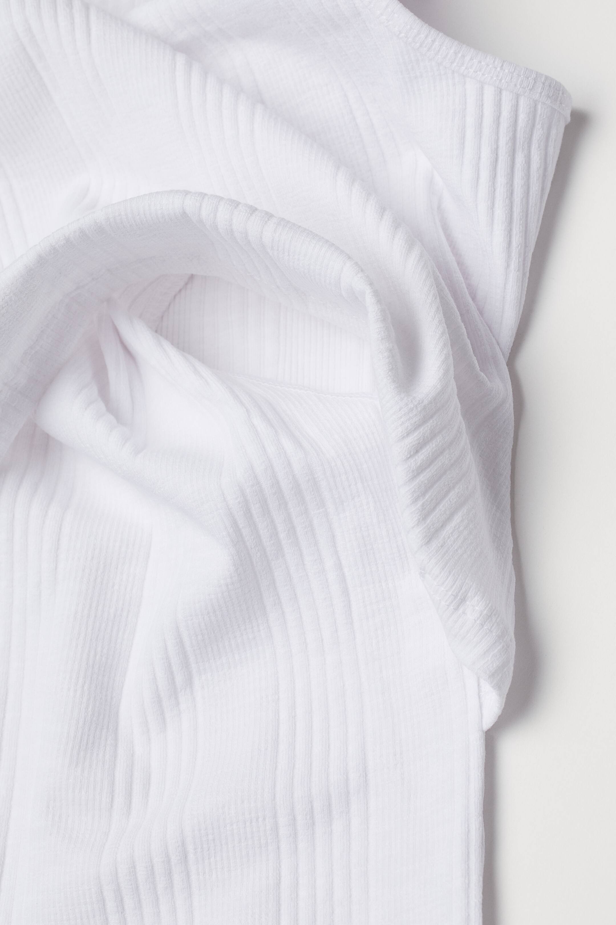 View larger image: MAMA Ribbed nursing top - White - Ladies | H&M HK 2