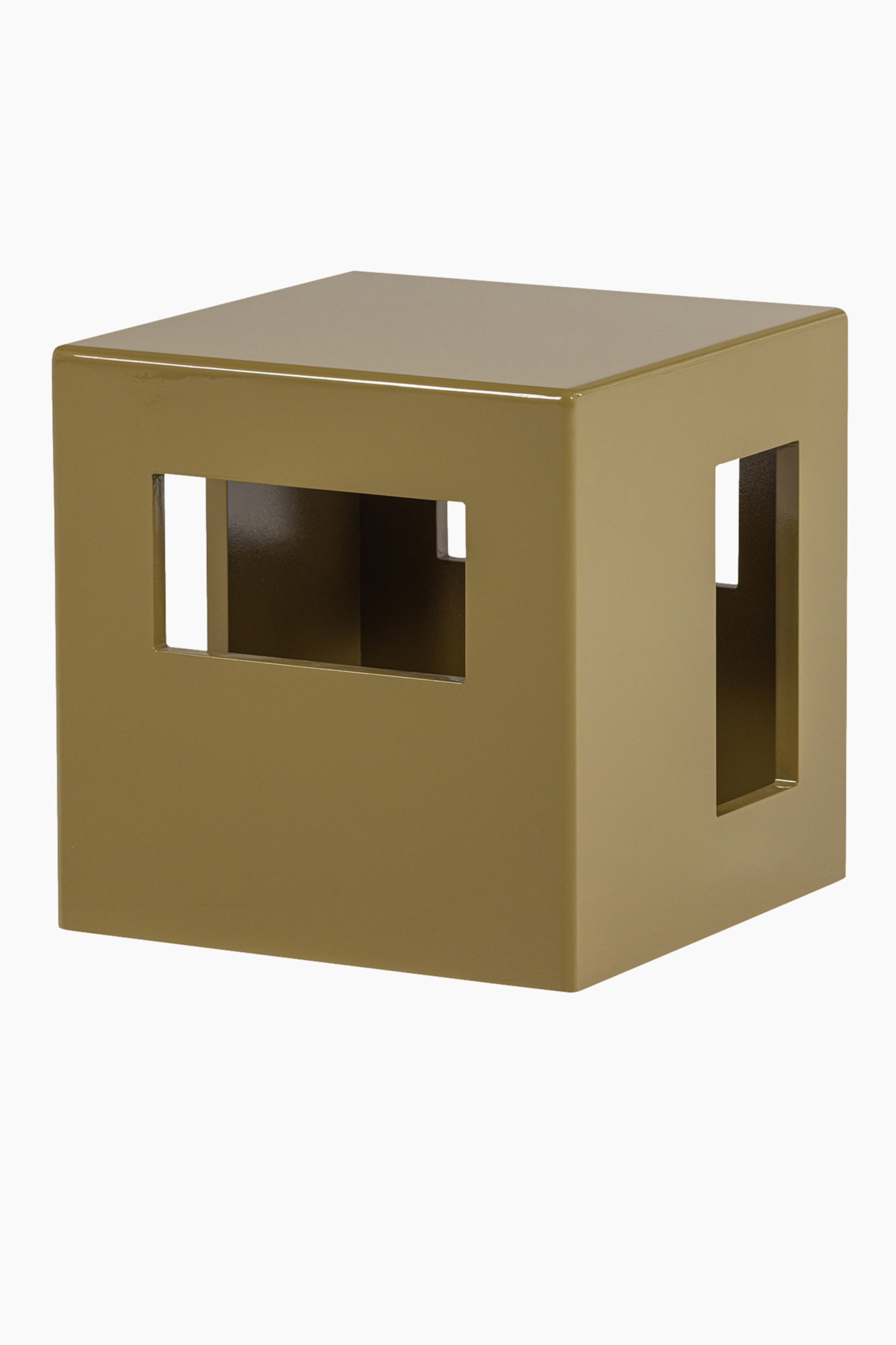 Zobacz większy obraz: Błyszczący oliwkowo-zielony blok w kształcie sześcianu jest przedstawiony z perspektywy trzech czwartych, z kwadratowymi wycięciami na przedniej i prawej stronie.