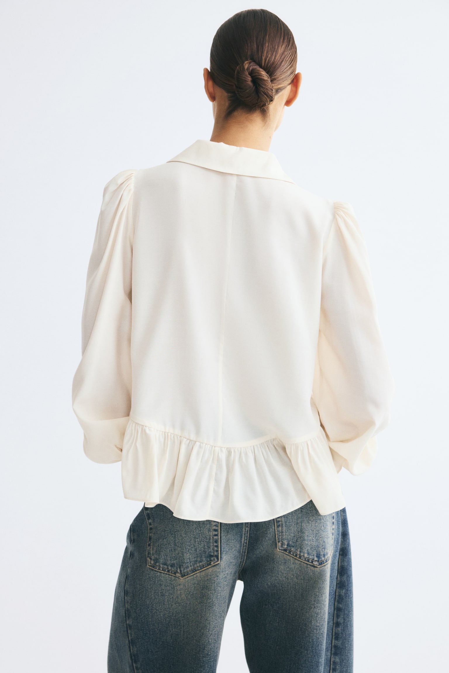 Женская блузка H&M Peplum Blouse with Shawl Collar, цвет: Светлый бежевый — фото 4