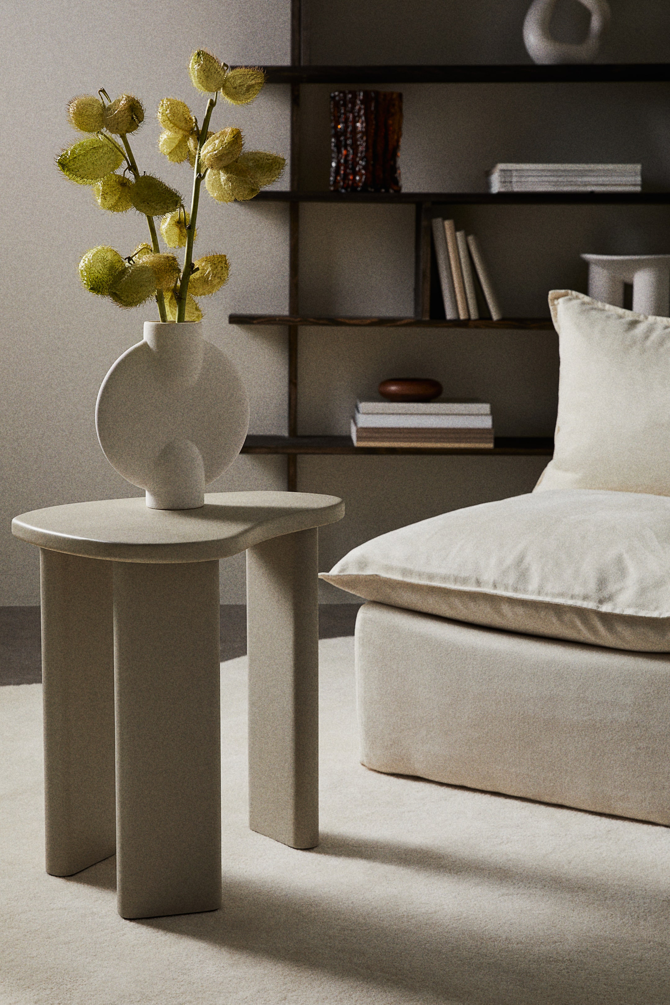 Mango wood side table - Light beige - Home All | H&M GB