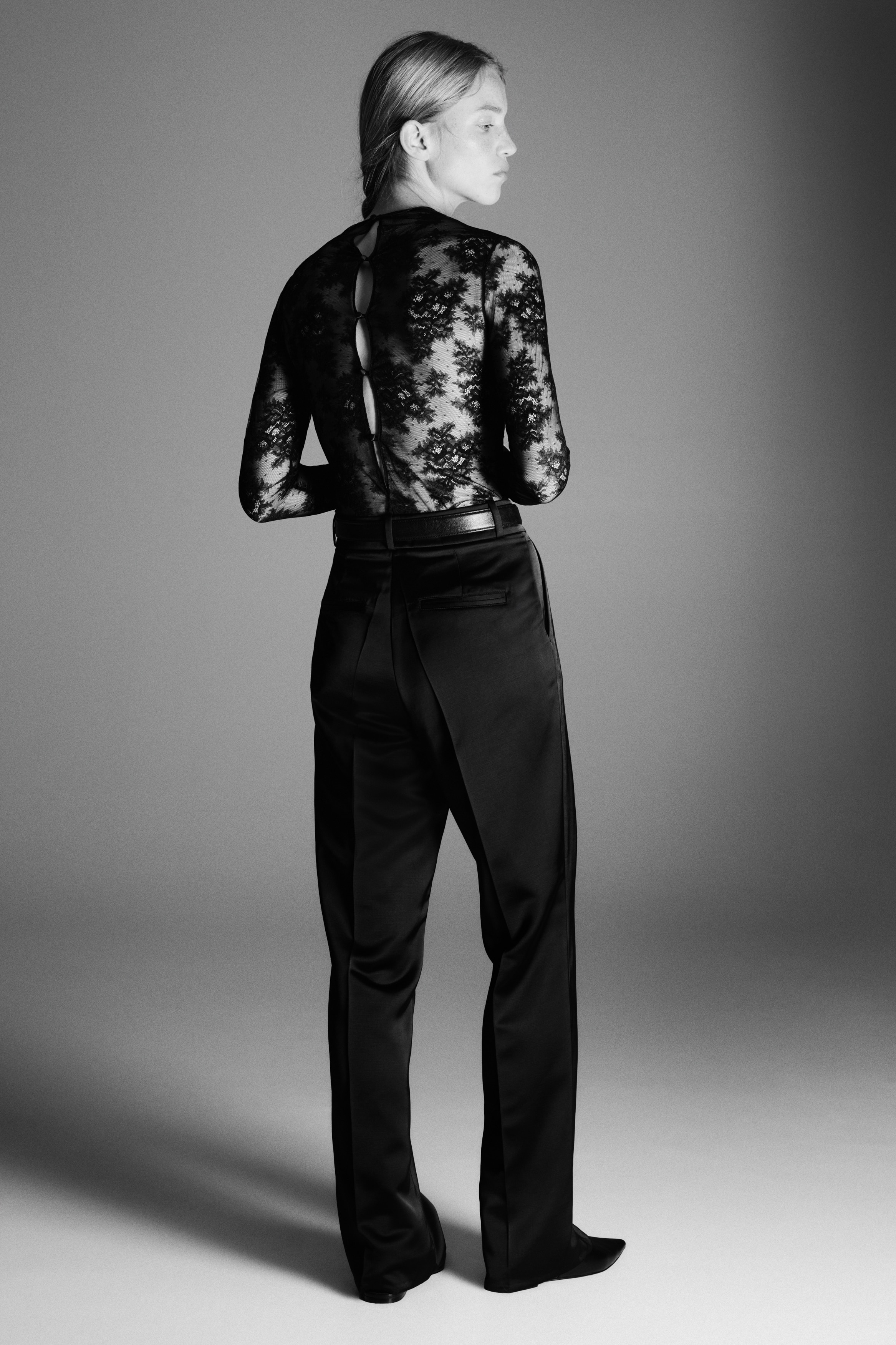 High-waisted tailored trousers