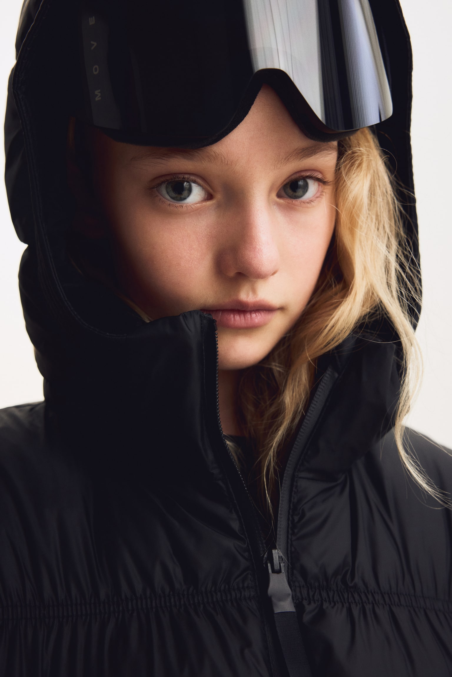 Детская куртка H&M Move Puffer Ski with ThermoMove™, цвет: Чёрный — фото 7