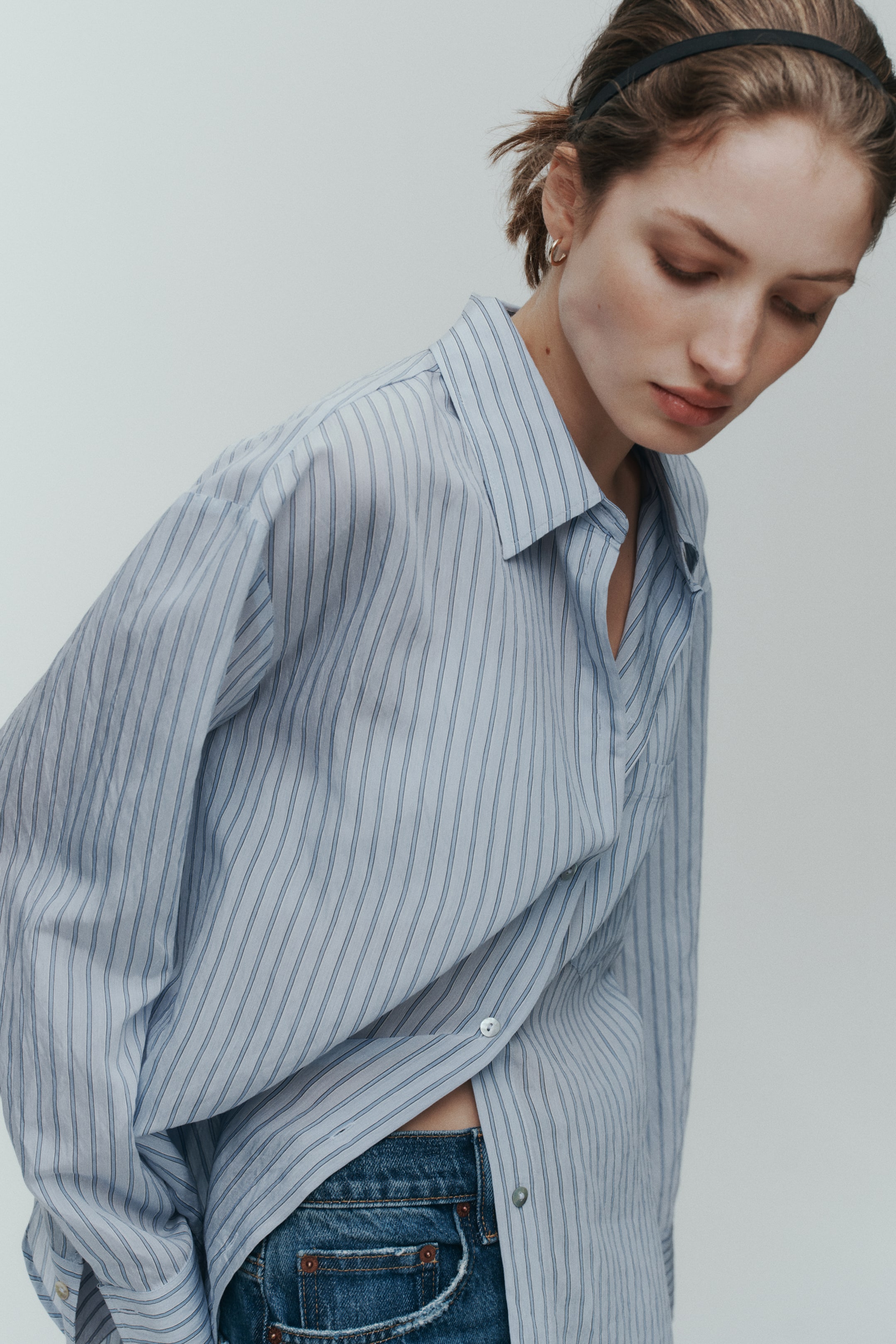 Женские рубашки H&M Oversized Shirt — фото 6