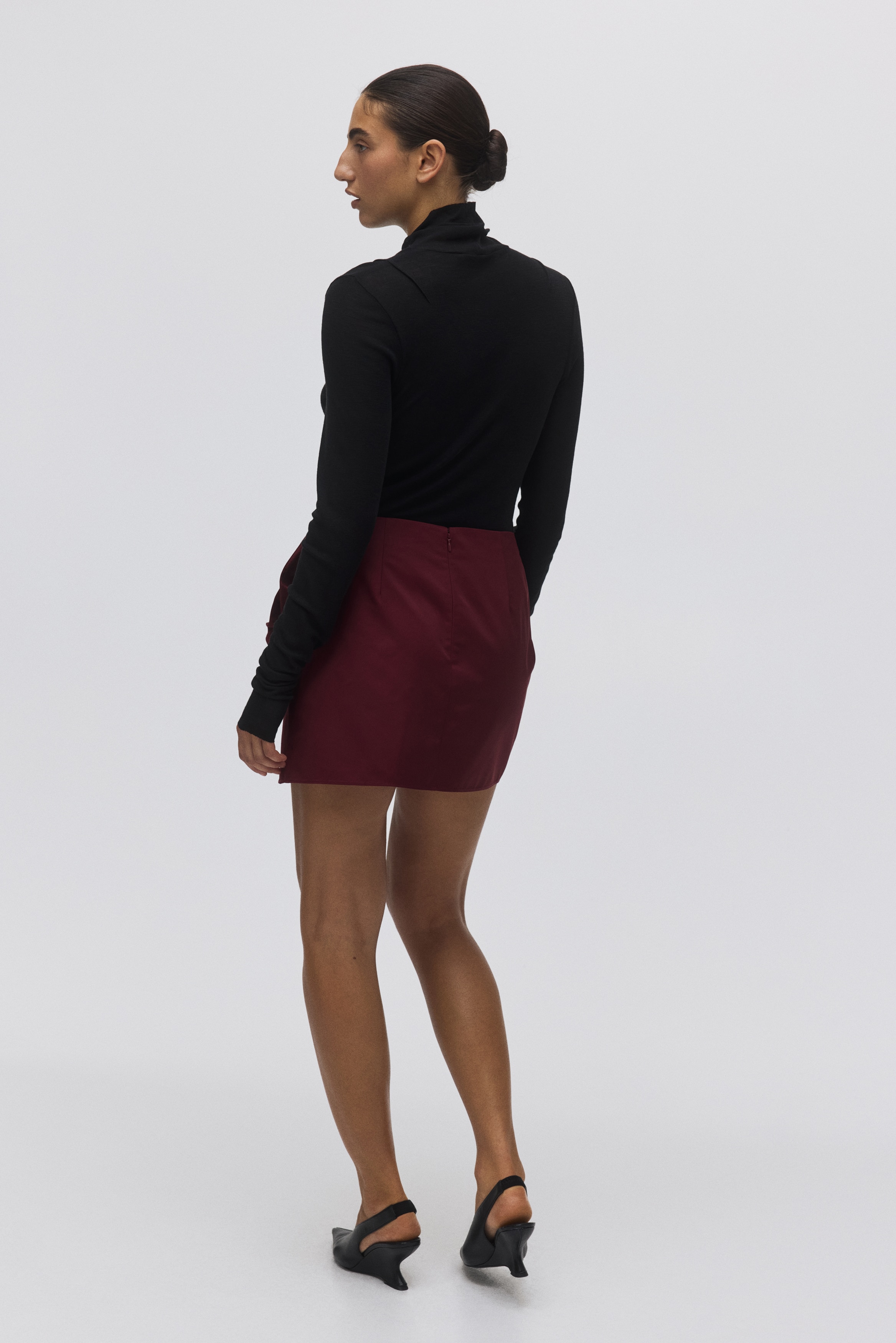 Appliquéd mini skirt