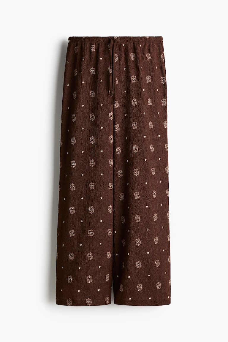 Pantalone od naborane tkanine sa učkurom