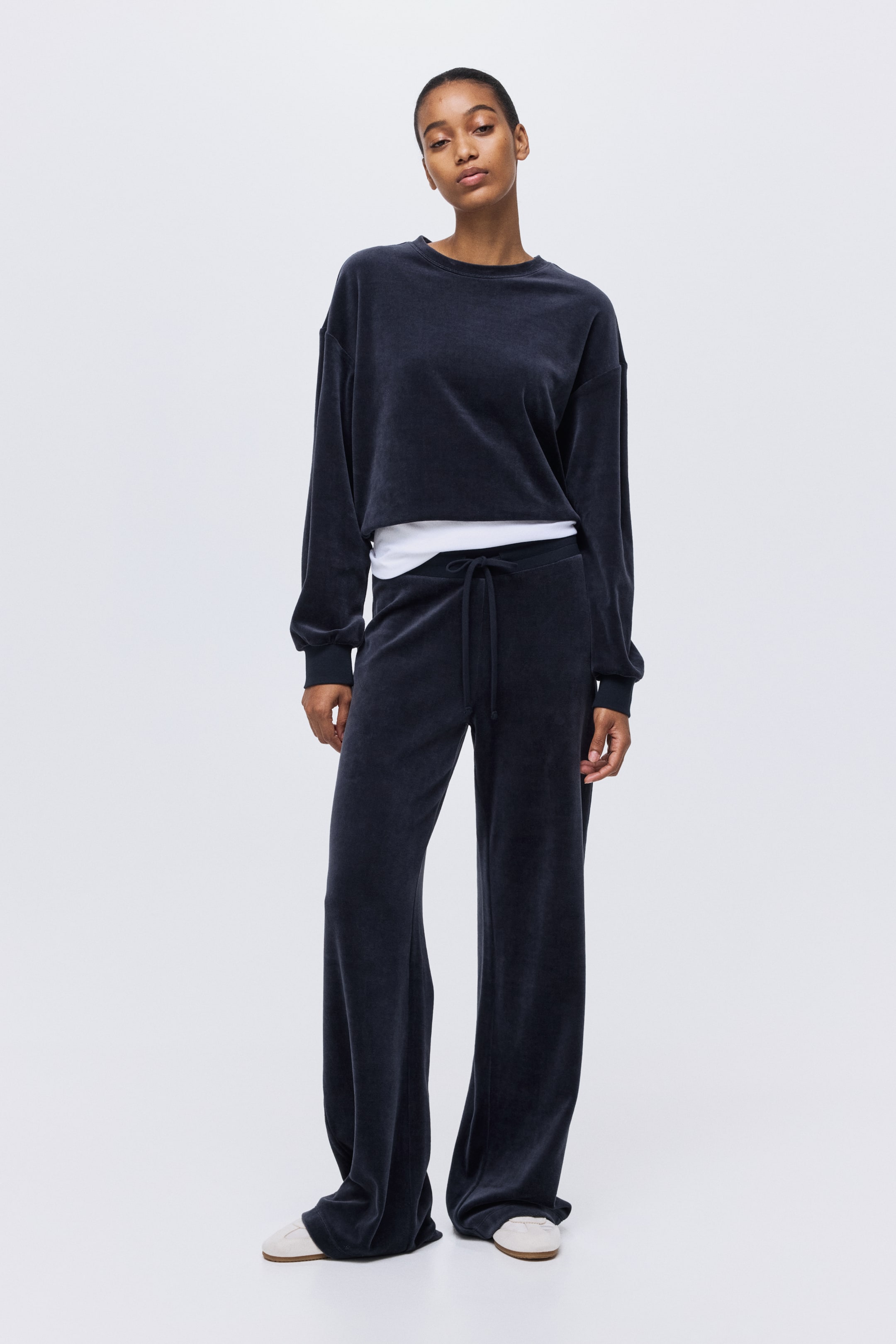 拡大画像を表示: ベロアトップス - ダークブルー - レディース | H&M JP 3