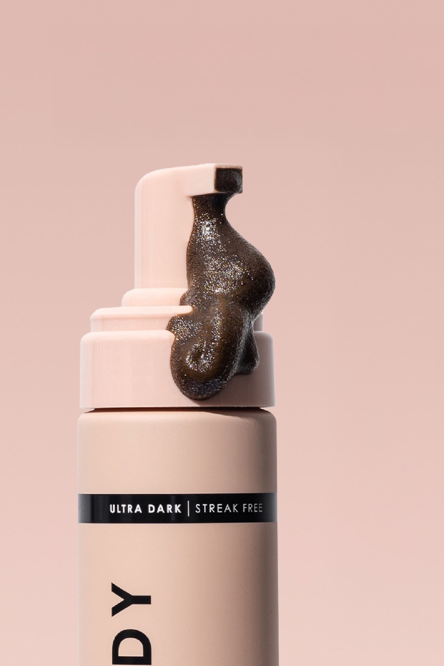 Ultra Dark Self Tanning Mousse - No Colour - 2