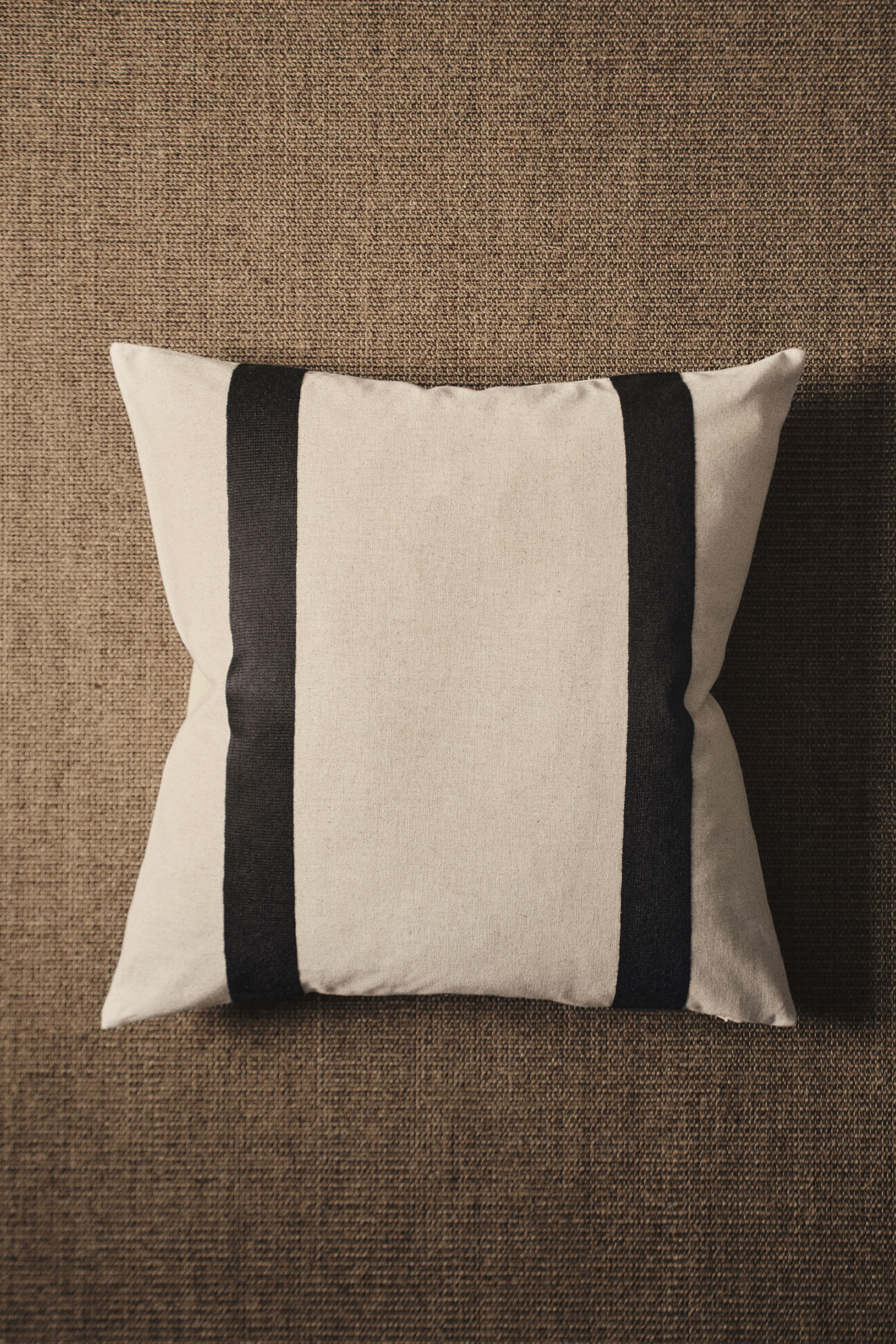 Linen-Blend Cushion Cover