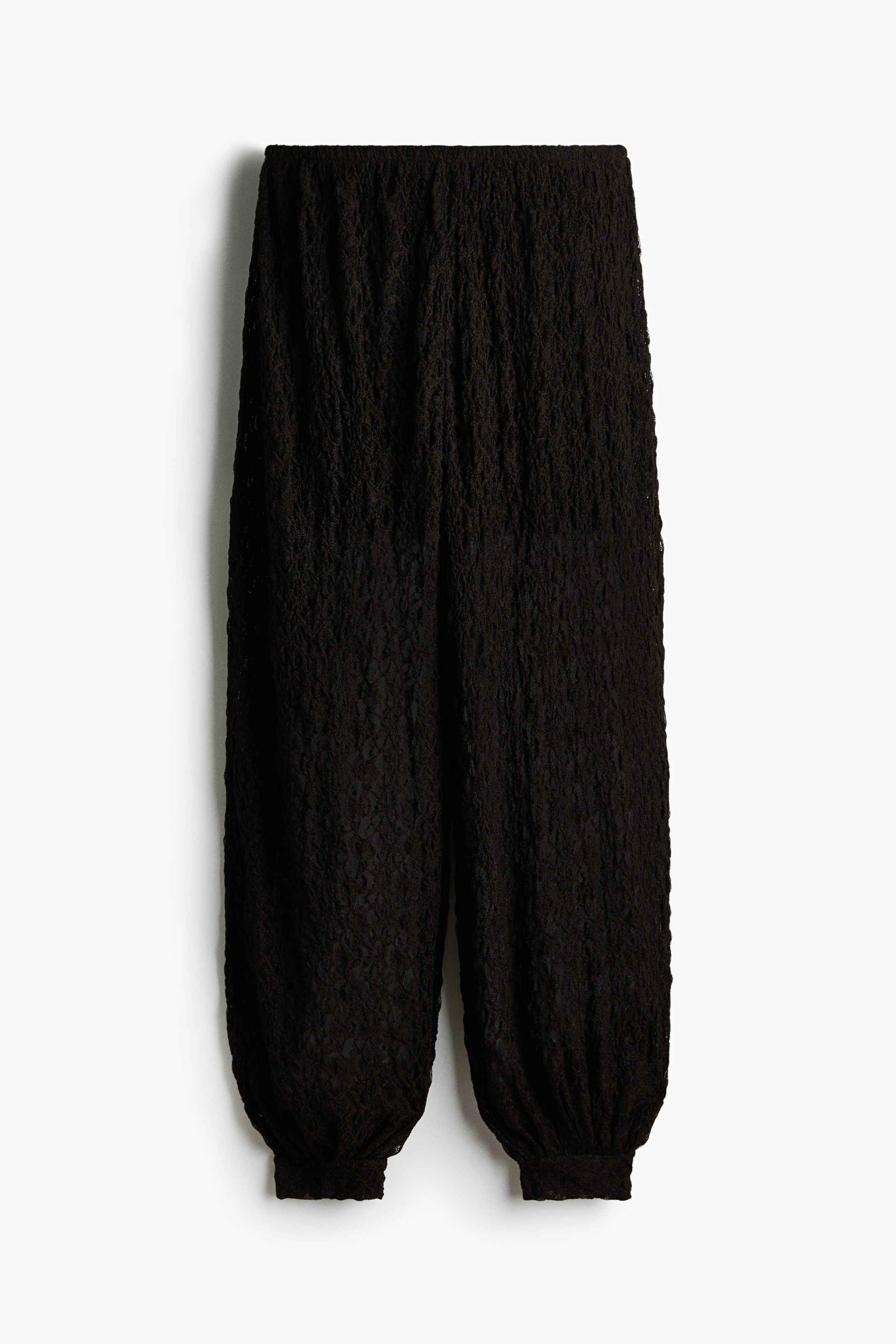 Pantalon façon dentelle