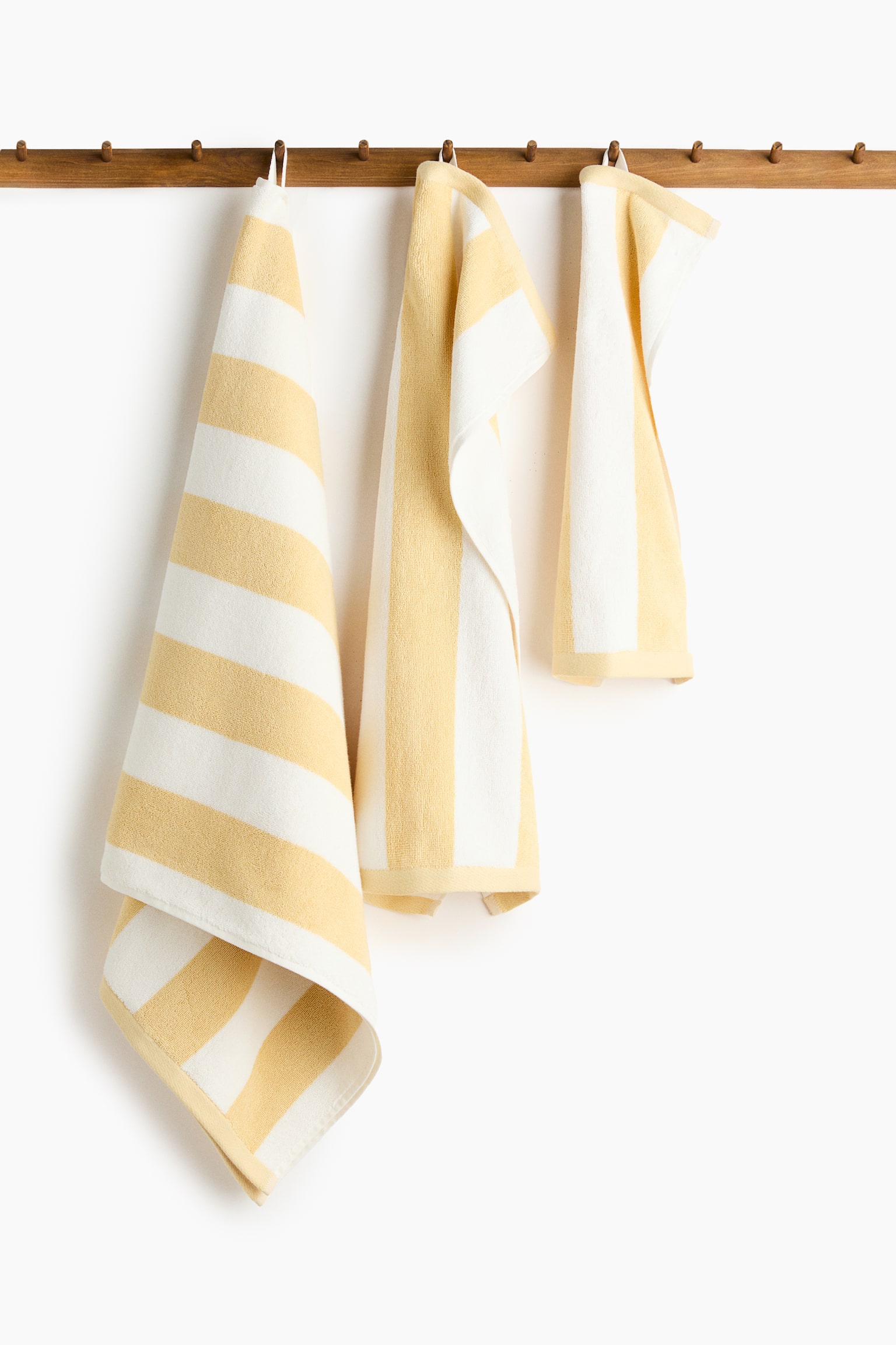 Striped hand towel - Light yellow/Striped/Powder pink/Striped/Sage green/White striped/Dark green/White striped/Burgundy/Striped/Beige/Striped/Sage/Striped/Brown/Striped/Dark brown/Striped/Sage green/Striped/Light dusty blue/Striped/Black/Striped - 2