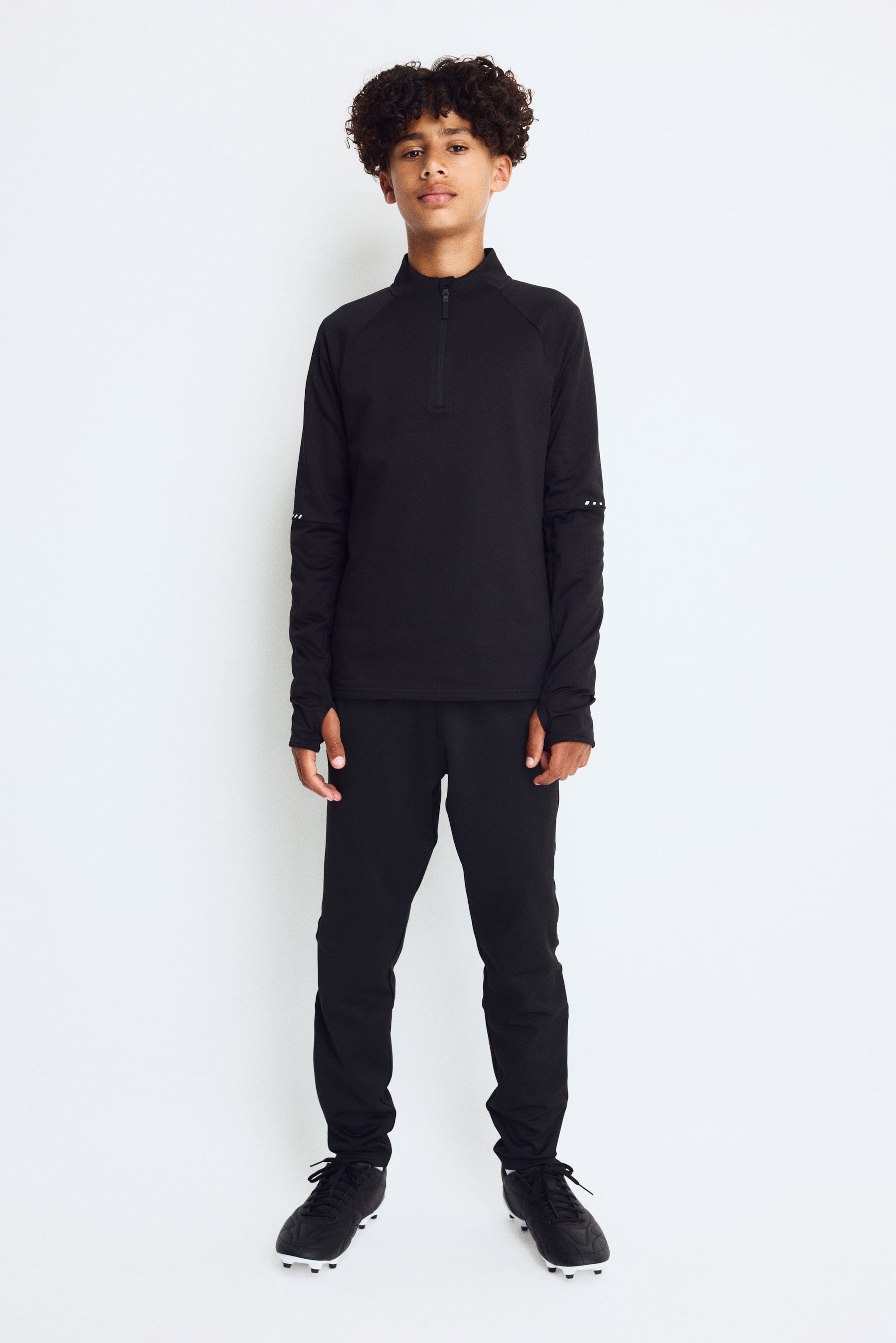 Детские топы H&M Warm Mid-Layer Soccer Jersey with ThermoMove™ — фото 3