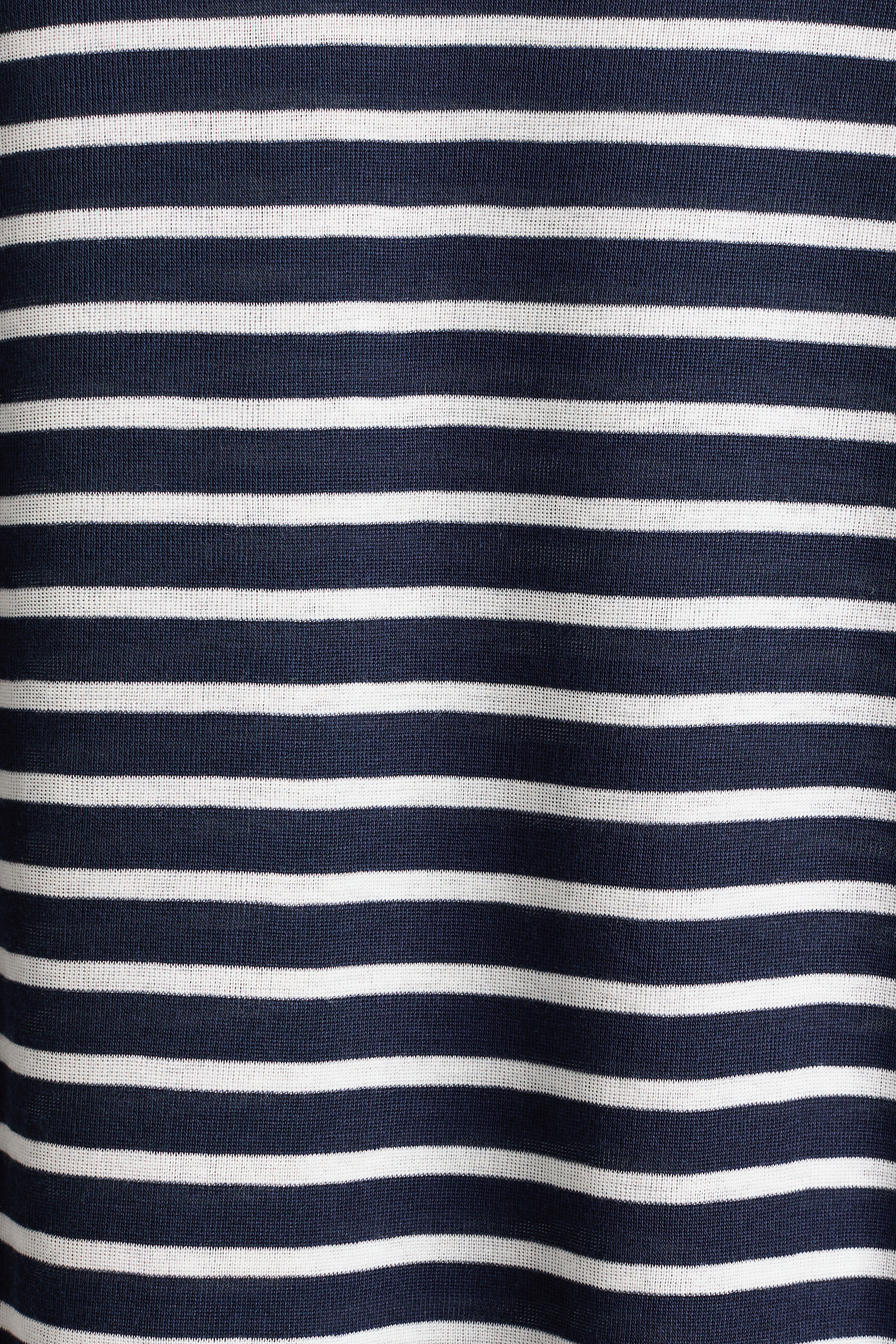 Long-Sleeved Fine-Knit Top