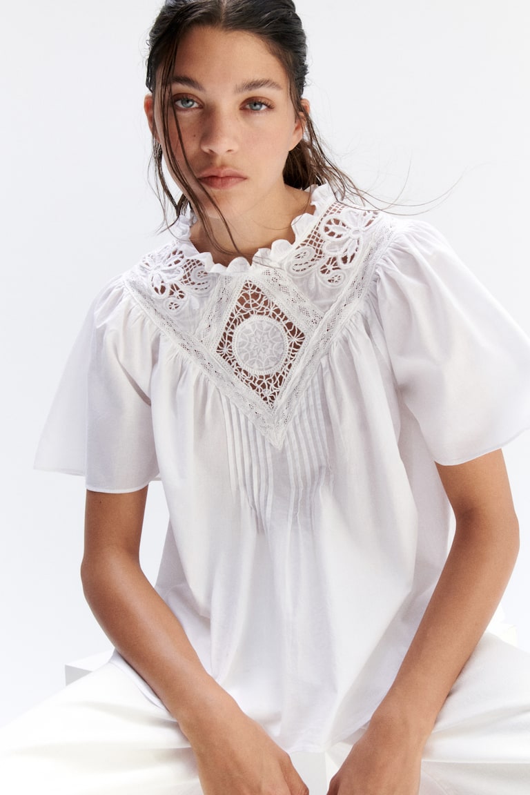 Pamučna bluza s vezenim detaljima