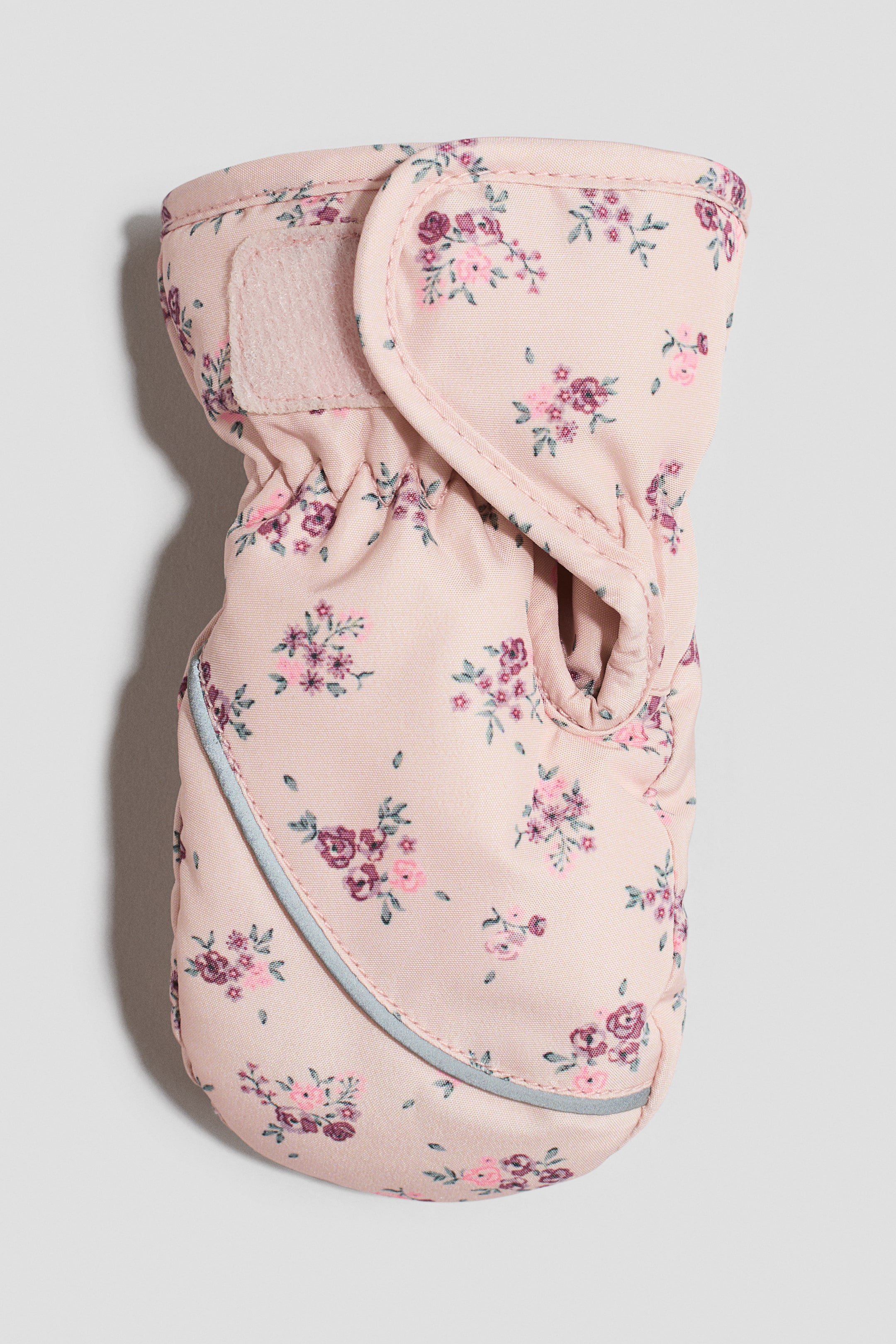 Water-Repellent Mittens