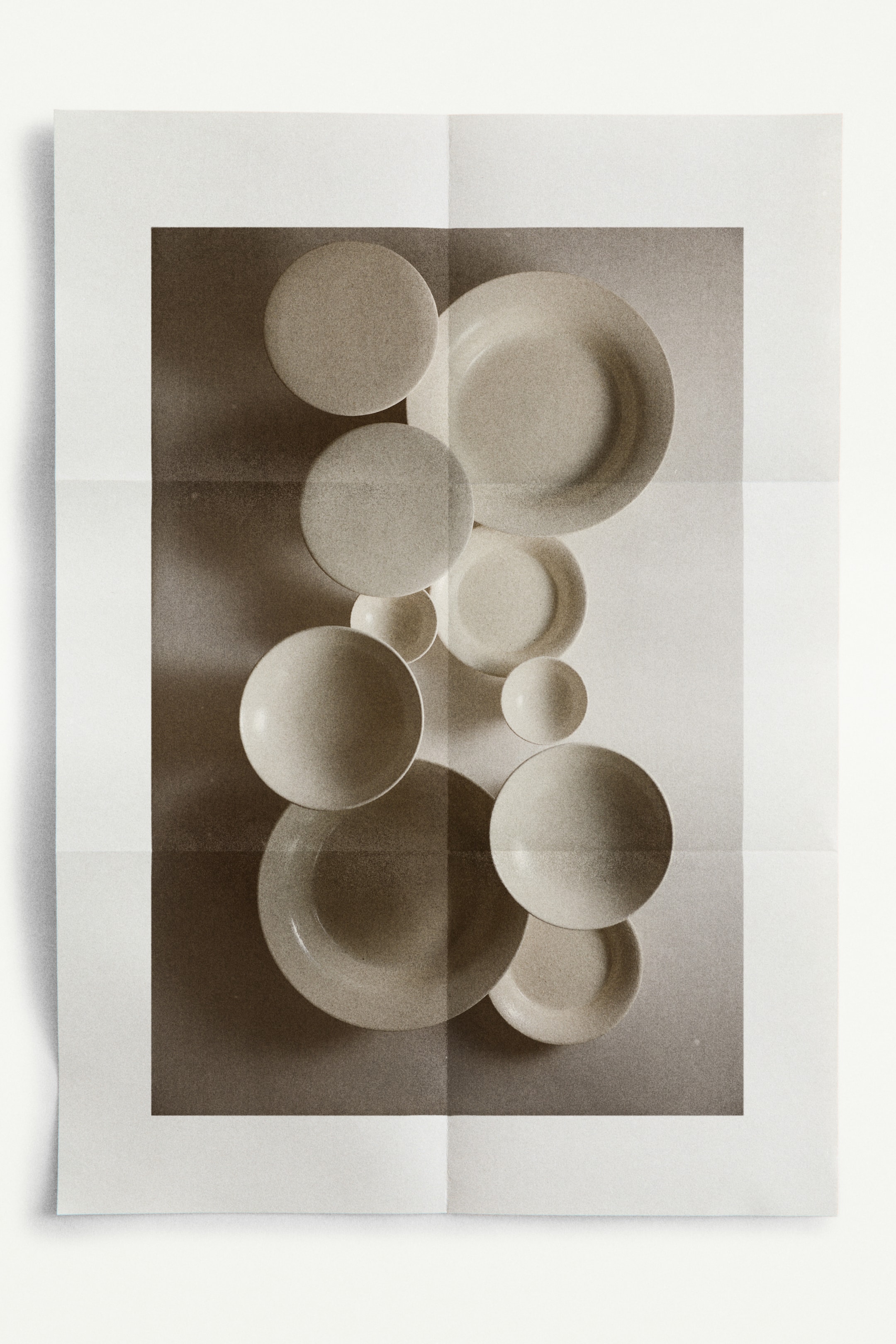 Ver imagem maior: Tigela de servir grande com um padrão salpicado - Branco - HOME | H&M PT 1