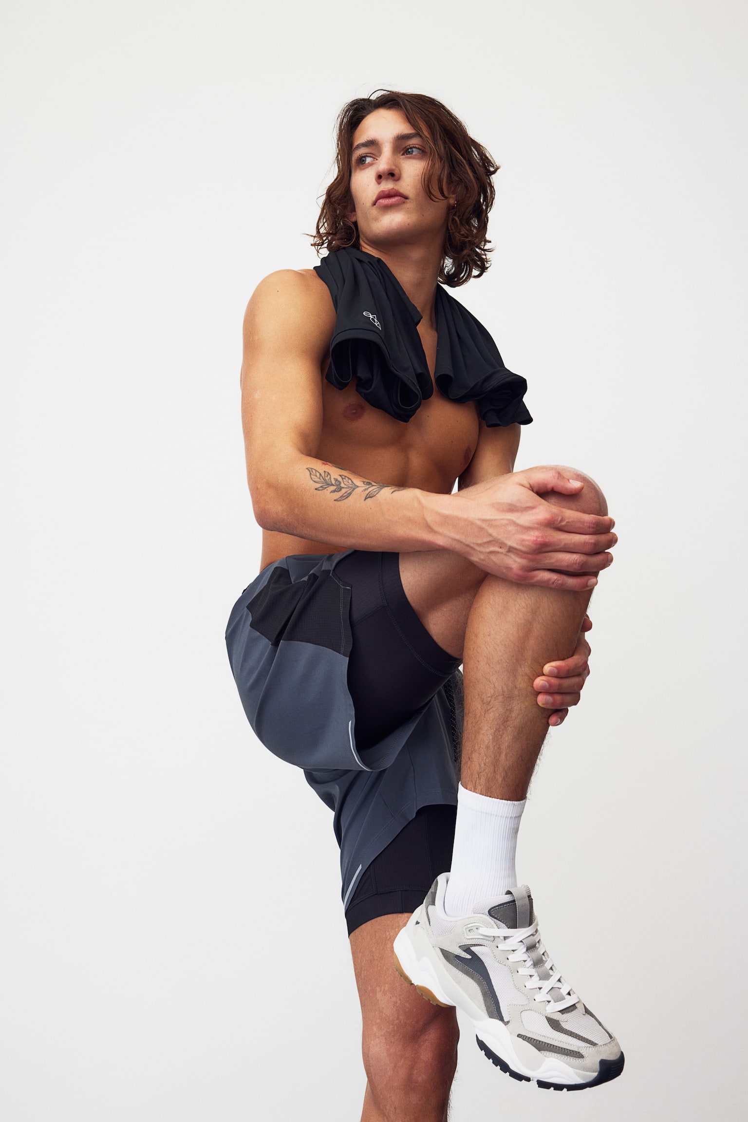 Double-layered running shorts in DryMove™ - Grey - 5