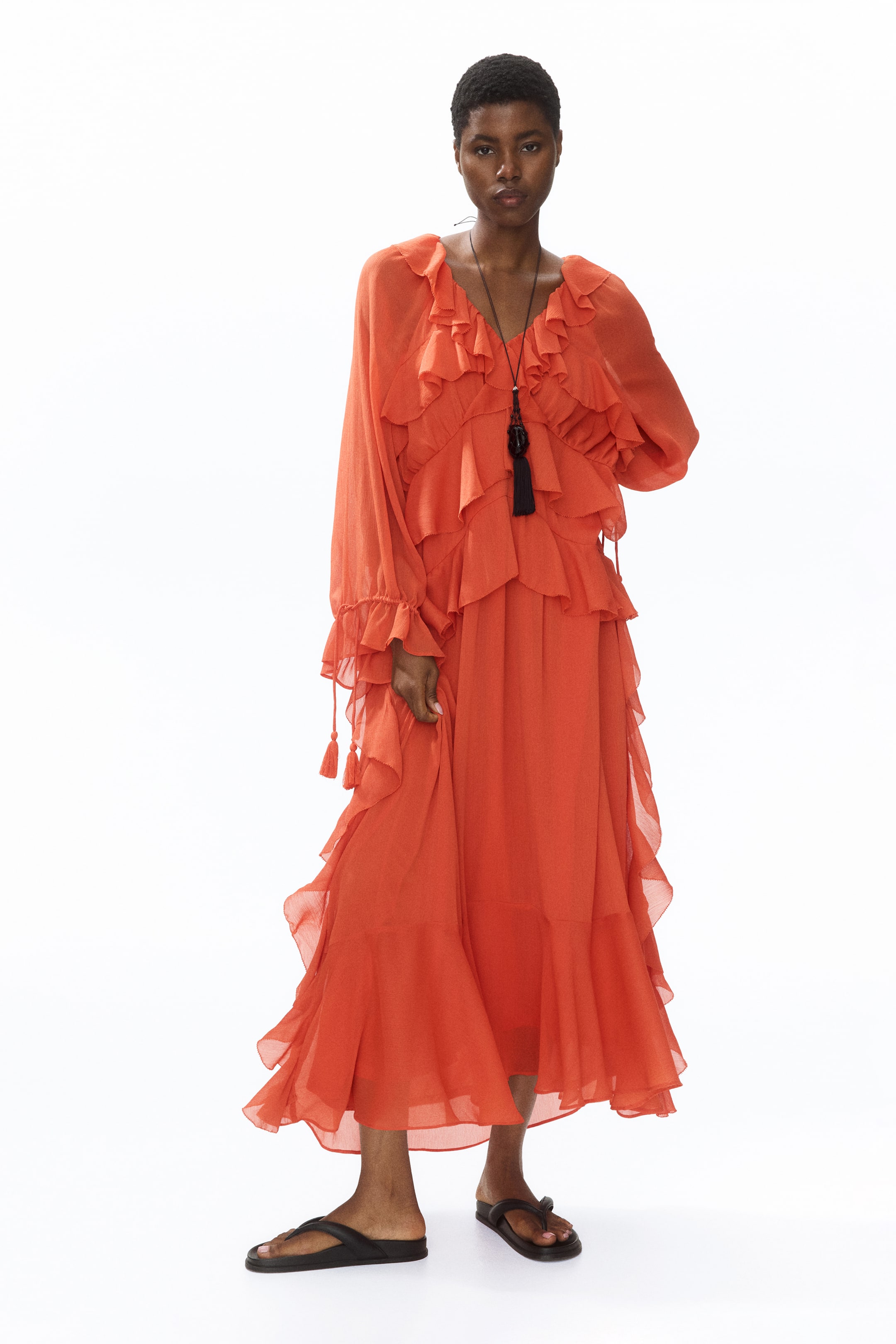 Женские платья H&M Oversized Flounced Dress — фото 6