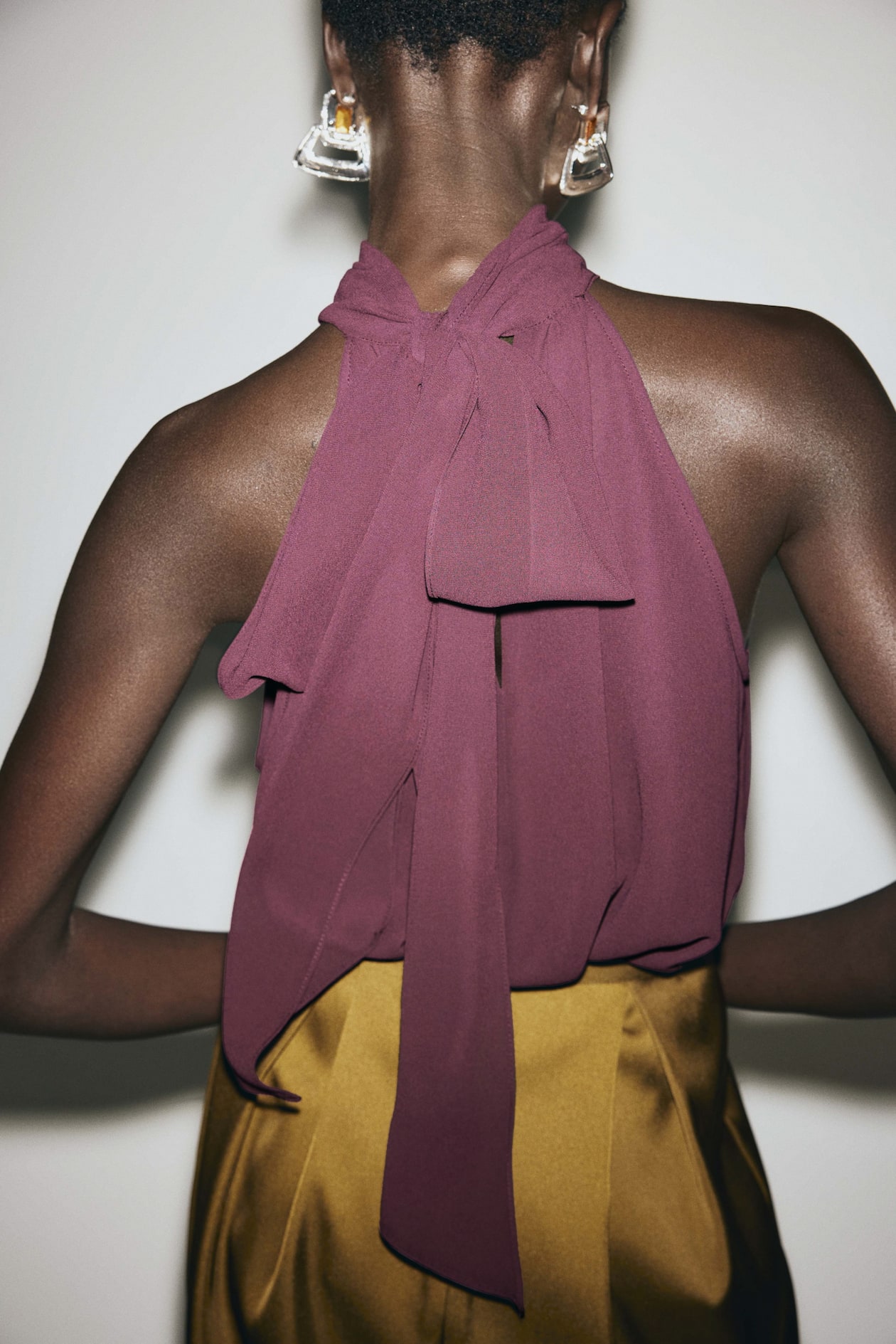 Top with Scarf Collar - image 3