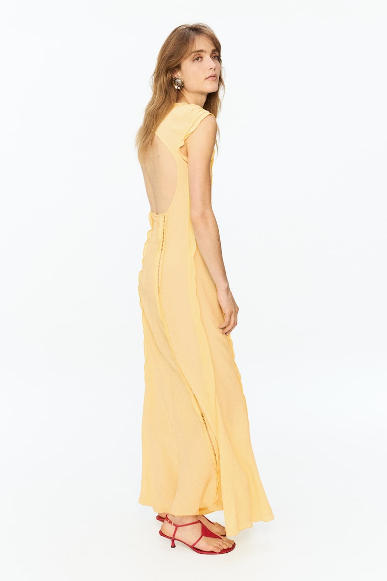 sachin and babi light blue dress Women's Yellow Ruffled Open-Back Dress