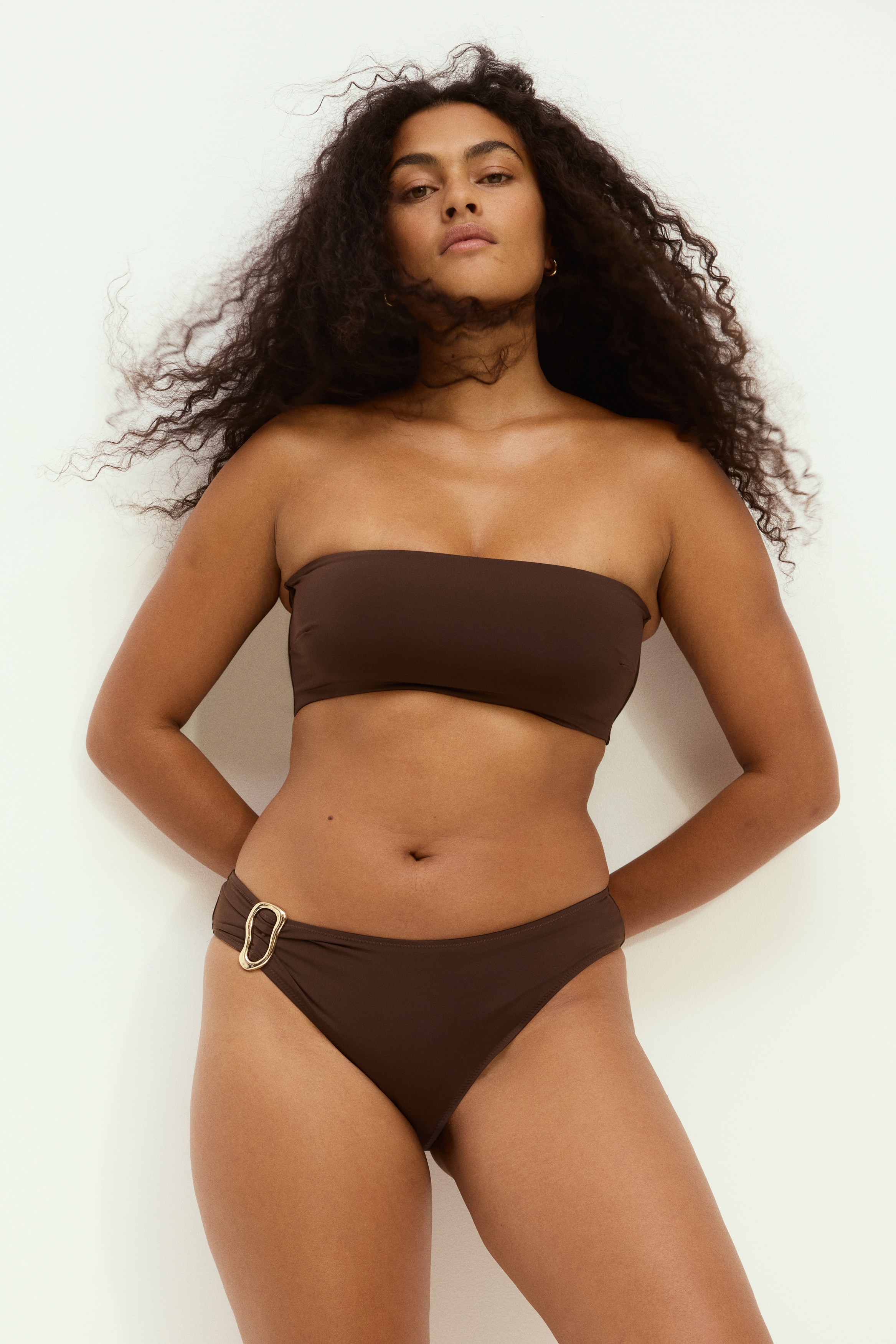 Top de bikini bandeau con relleno - Café oscuro