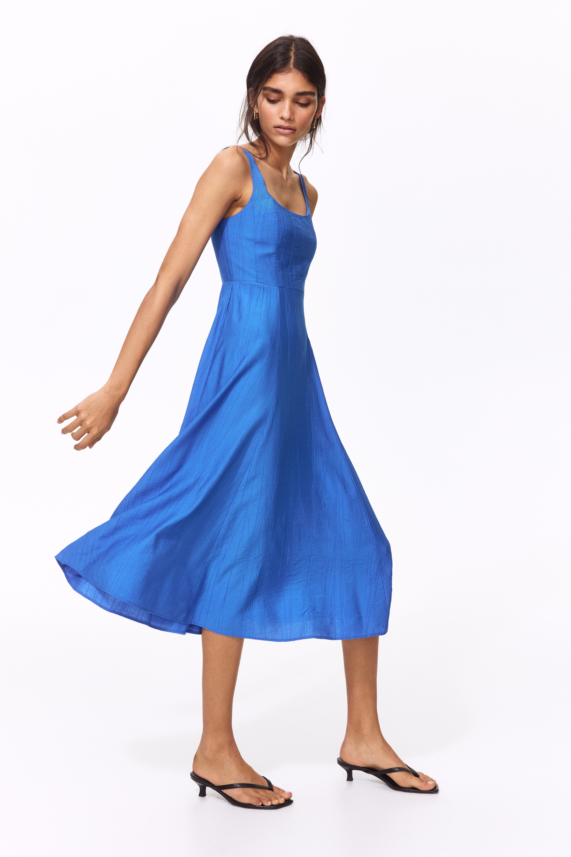 Blue Midi Dresses | Floral, Satin, Bodycon & Summer | H&M IN