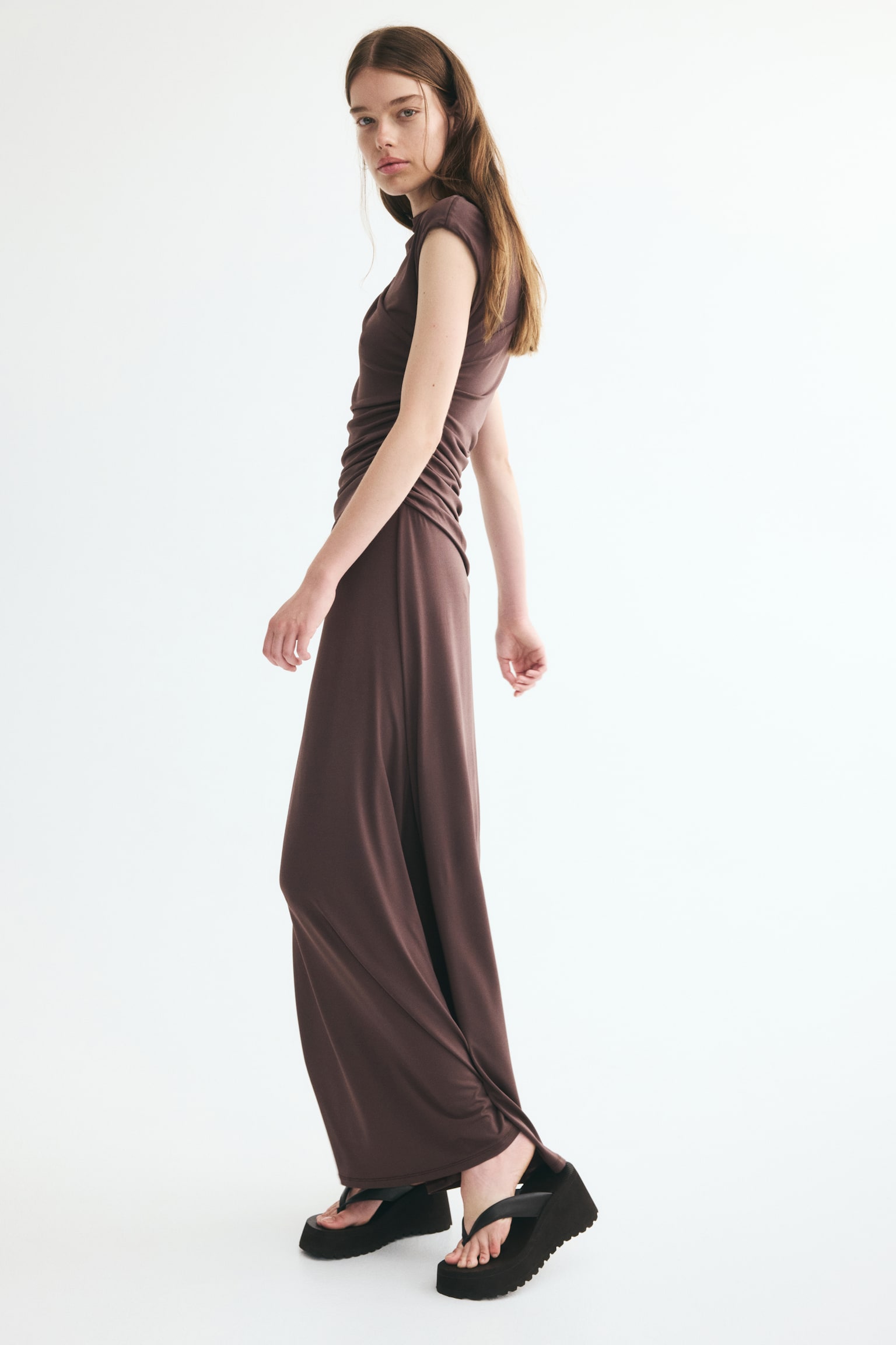 Женское платье H&M Draped Cutout, цвет: Тёмный коричневый — фото 4