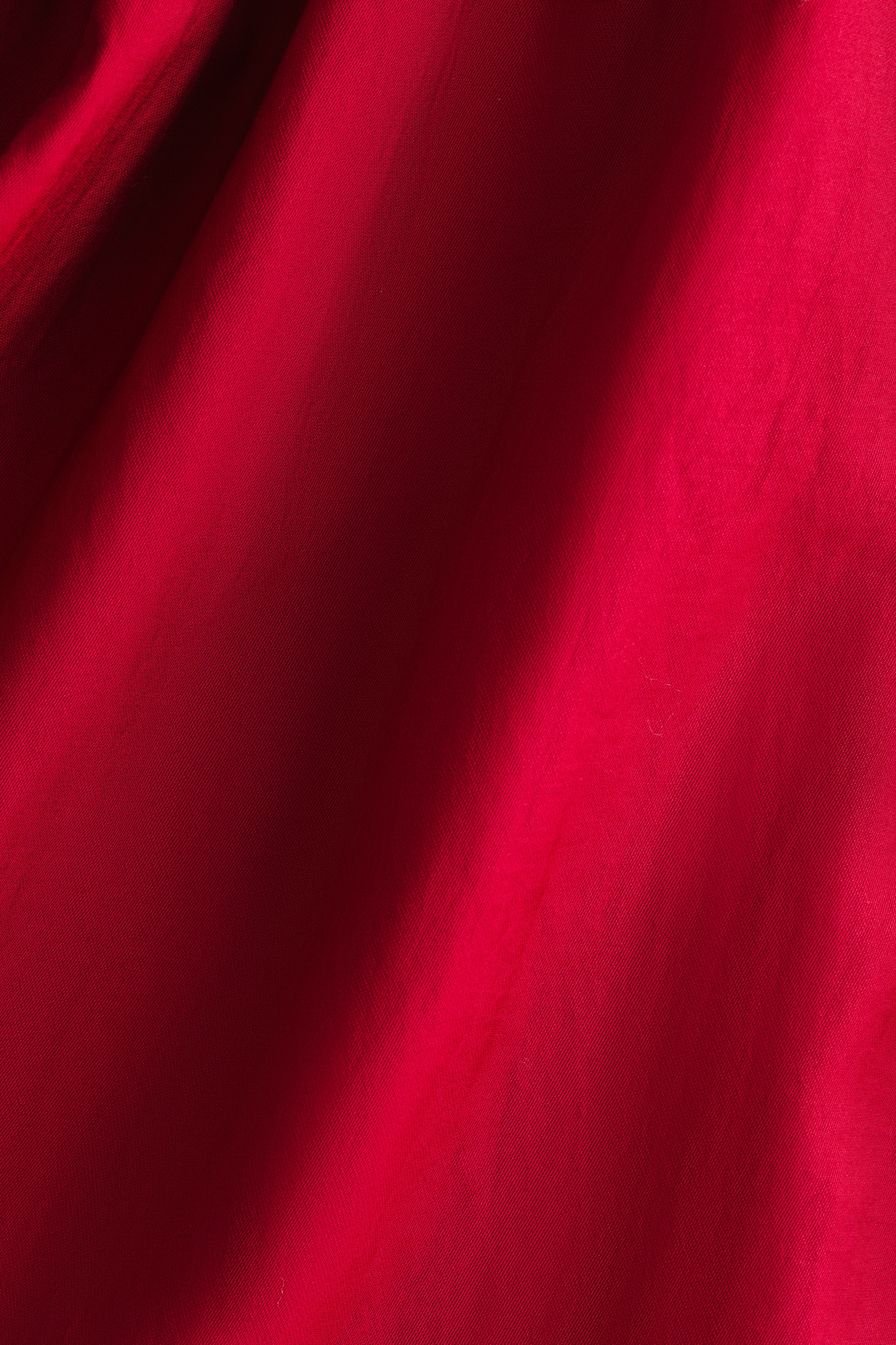 Bow-back dress