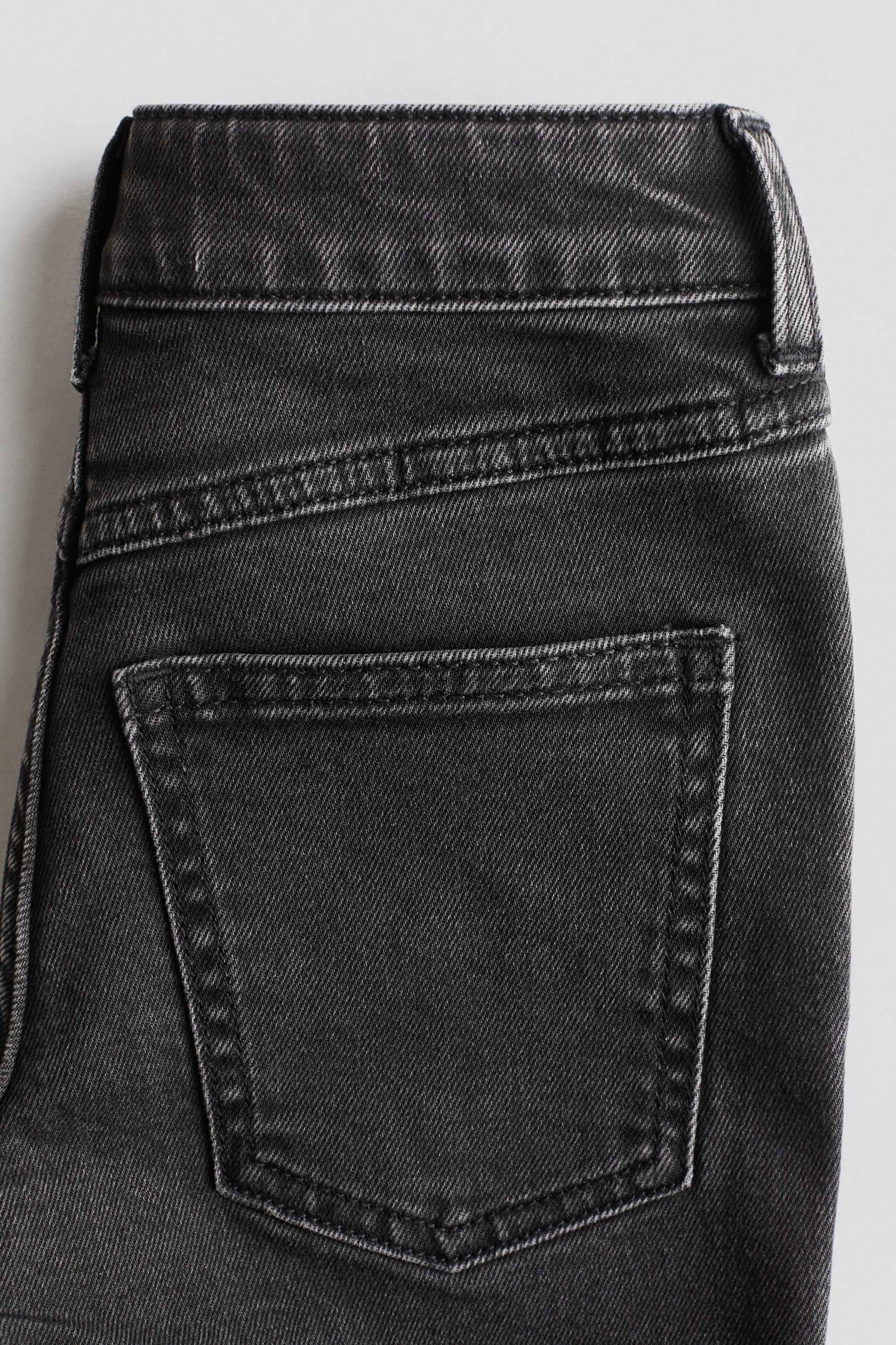 Relaxed-Fit Jeans