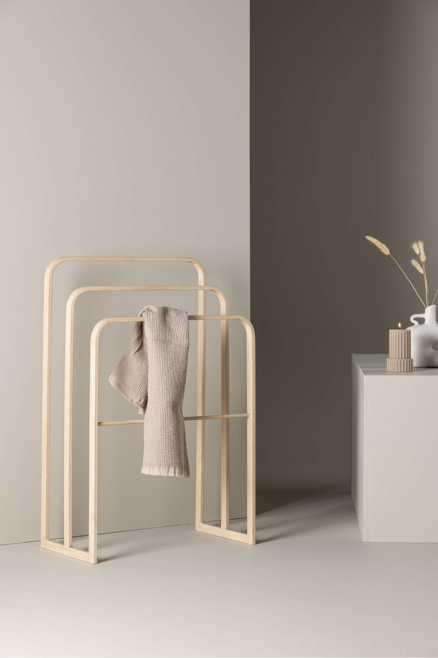 Drammen Hanger - Steel, Whitewash