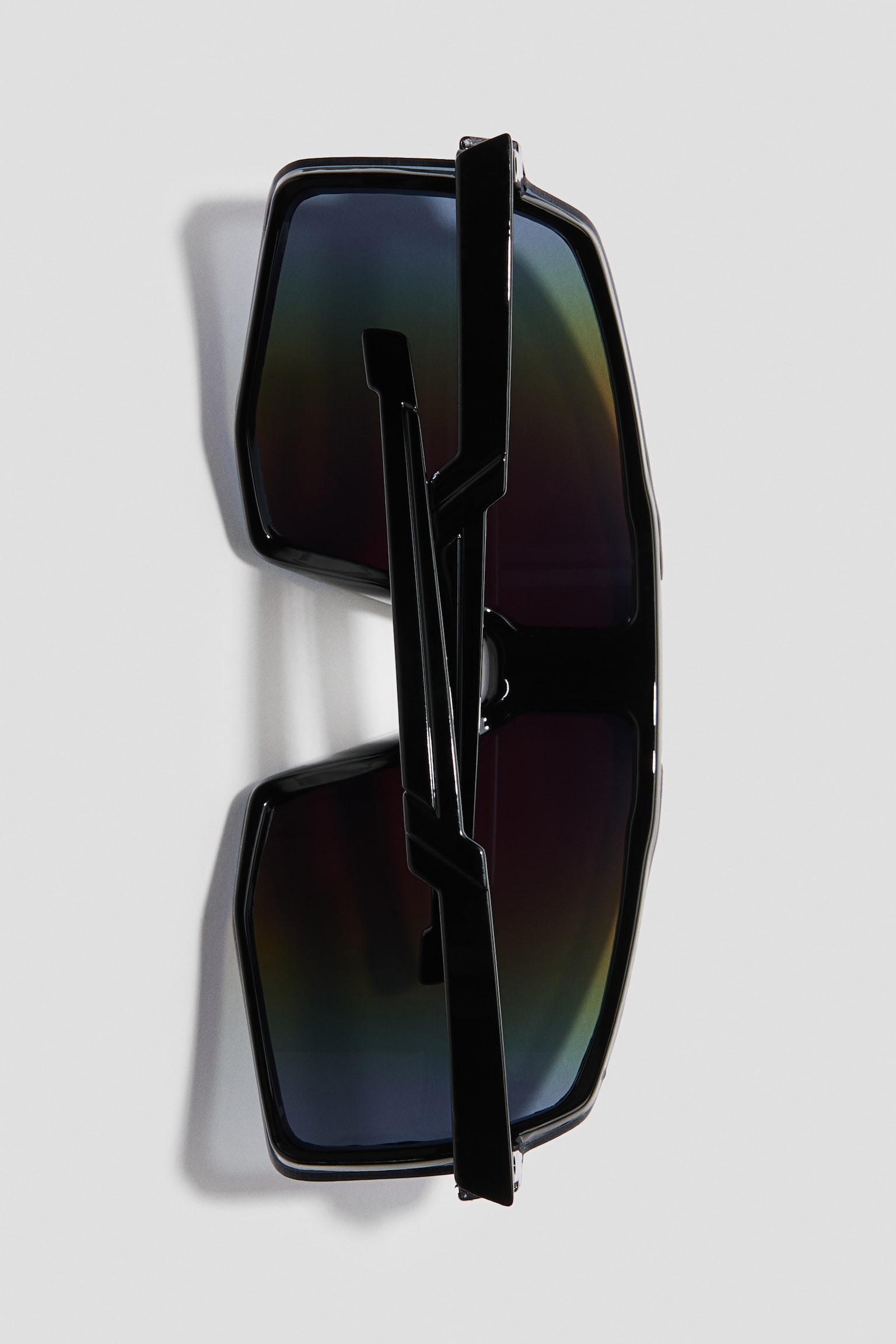 Детские солнцезащитные очки H&M Mirrored Sports Sunglasses, цвет: Чёрный — фото 2