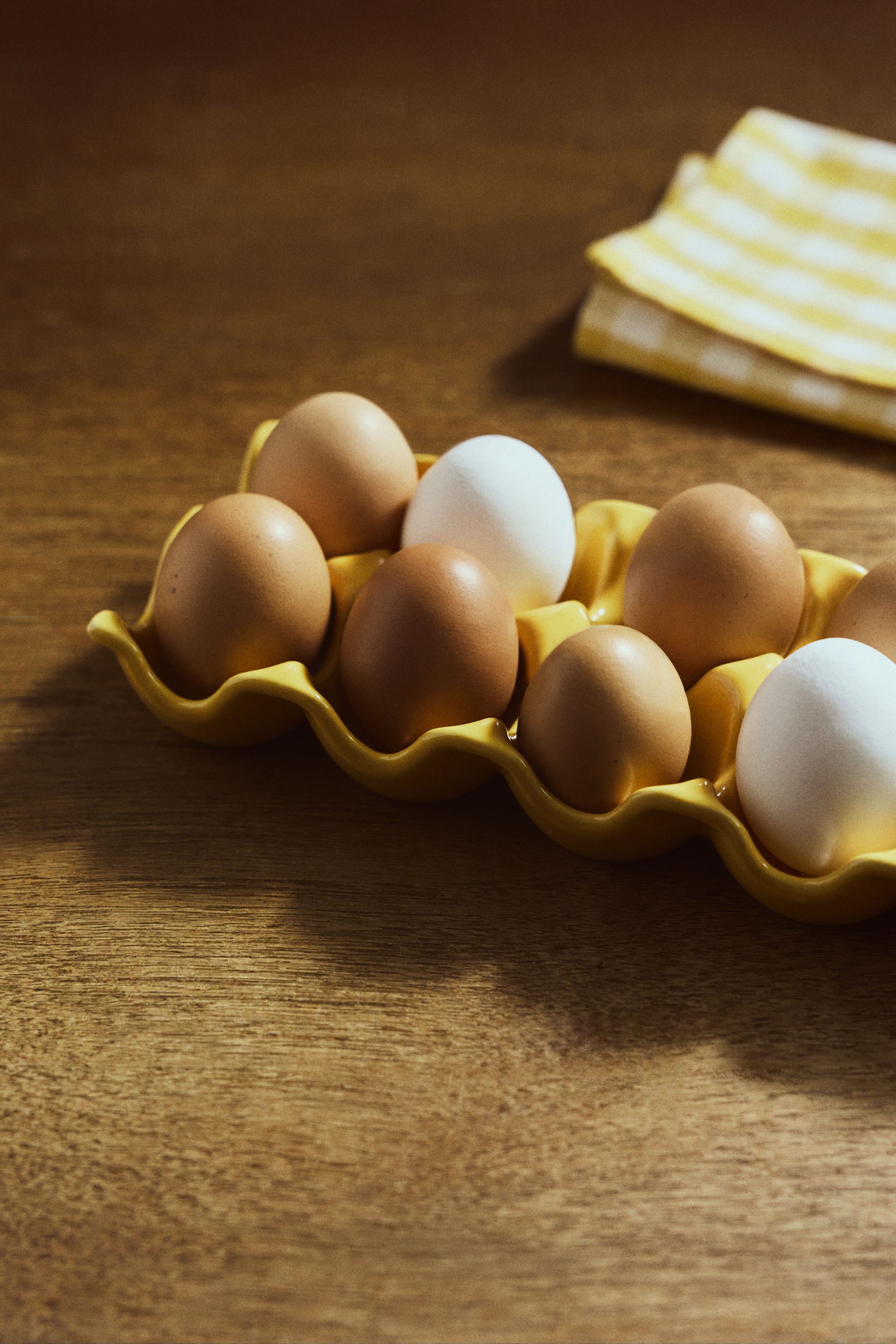 Reactive-glaze egg tray - Yellow/Light beige