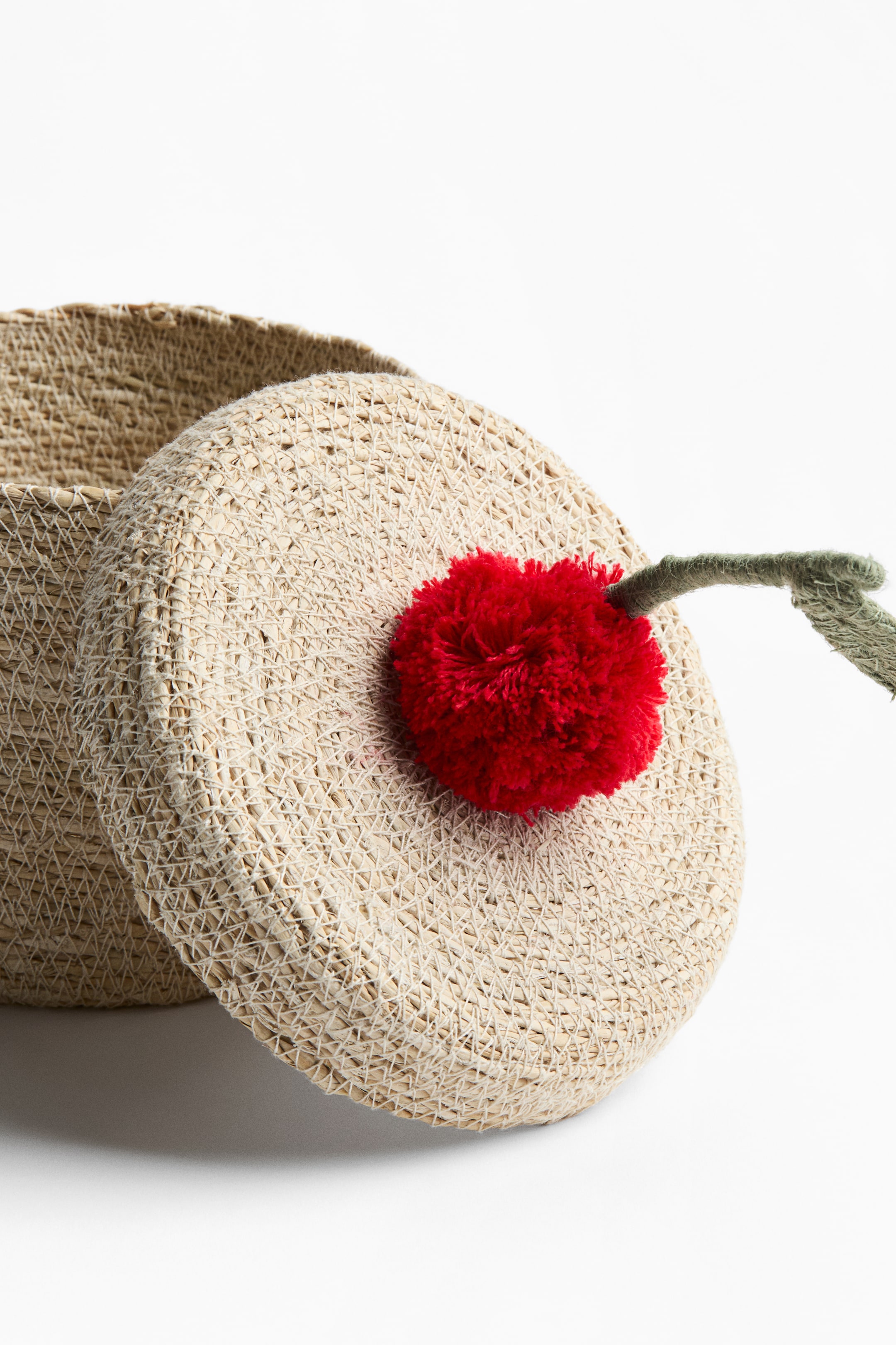 Small Pompom Seagrass Storage Basket