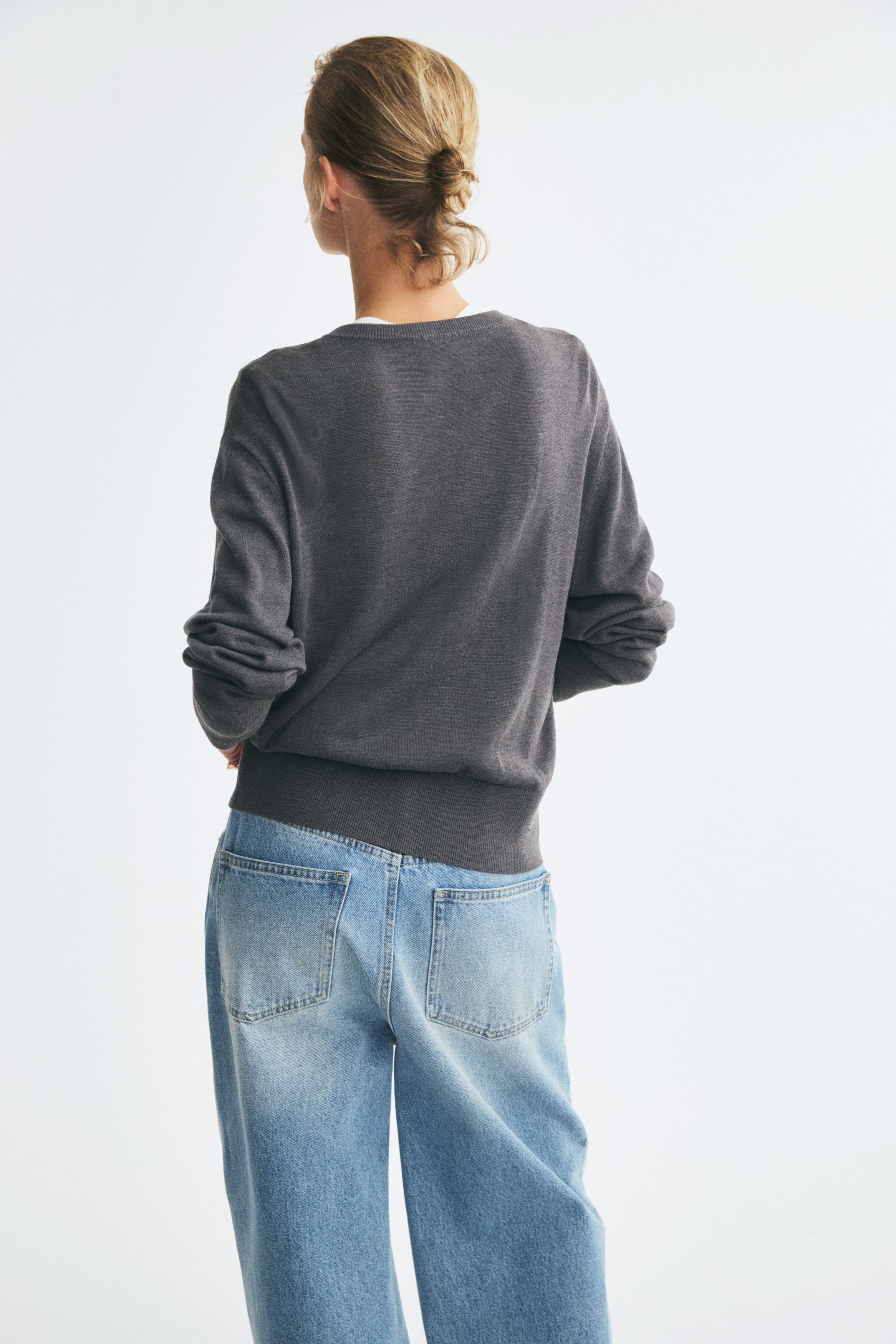 Fine-Knit Cardigan - thumbnail 5
