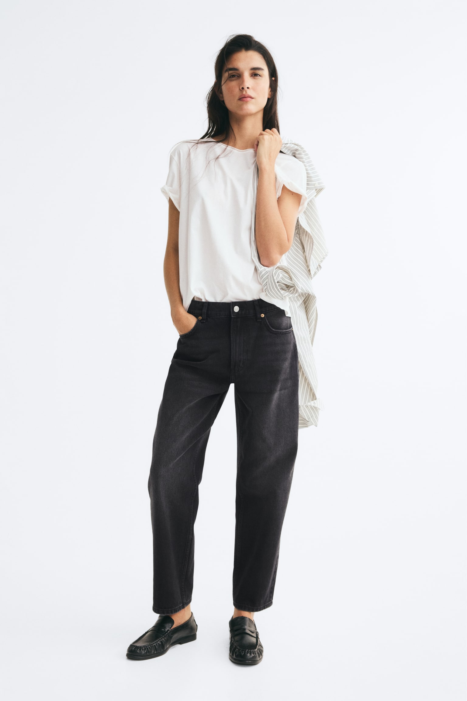 Mom Regular Waist Ankle Jeans - Džínsová čierna/Džínsovomodrá - 1