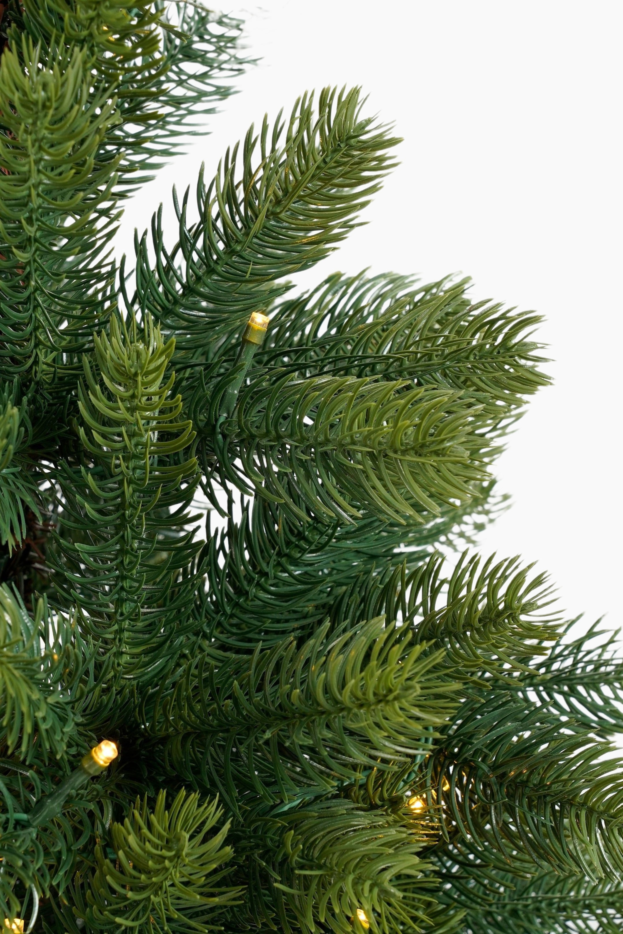 Größeres Bild ansehen: Kleine Künstliche Weihnachtsbäume Mit Kranz - Grün - Black Box Trees | H&M DE 3