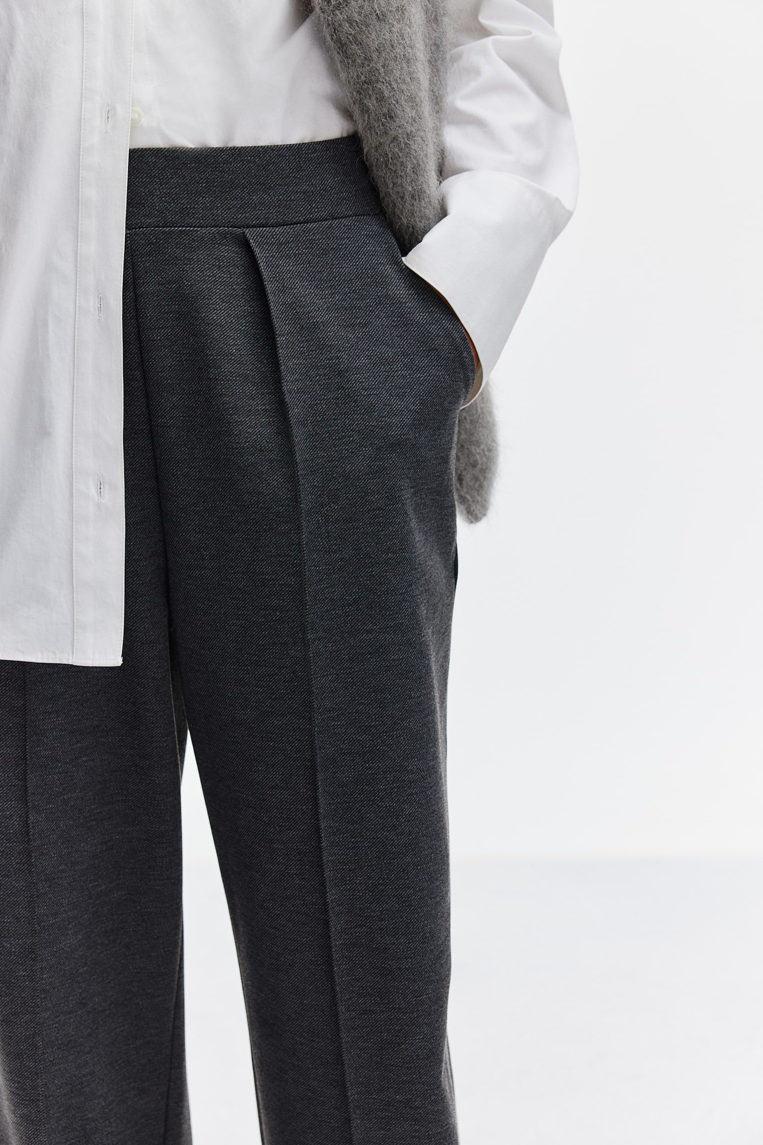 High-waisted tailored trousers - Dark grey marl/Black/Dark grey marl/Dark khaki green/Grey/Pinstriped/Navy blue/Light beige - 6