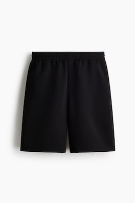 Shorts i interlock Relaxed Fit