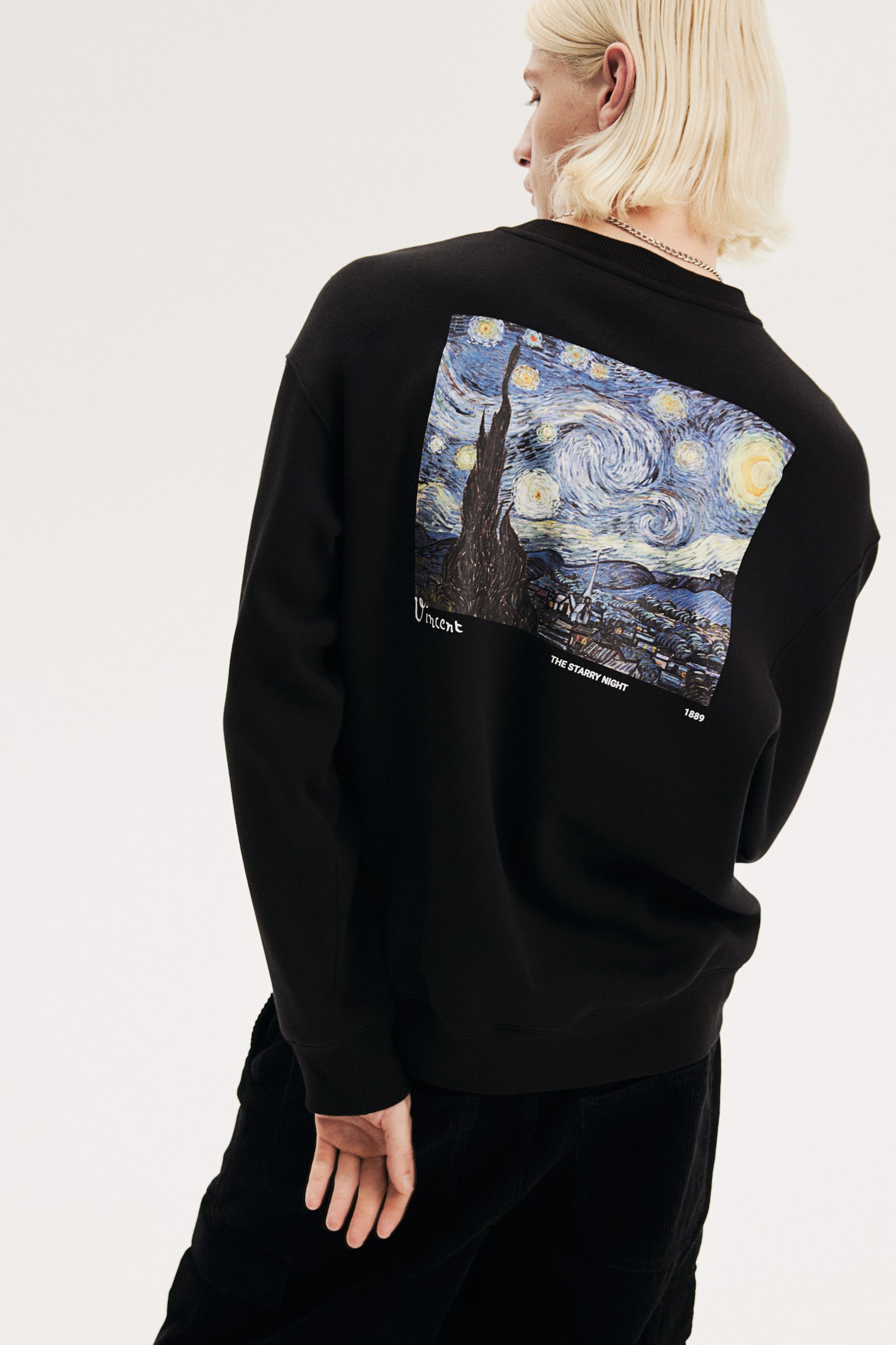 Loose Fit Sweatshirt - Black/Vincent van Gogh/Brown/Pokémon/Black/Formula 1/Black/Aaliyah/Black/Pantera/Dark grey/Felix the Cat/Black/Motörhead/Black/Wu-Tang Clan/White/Keith Haring/Black/Discovery Channel - 1