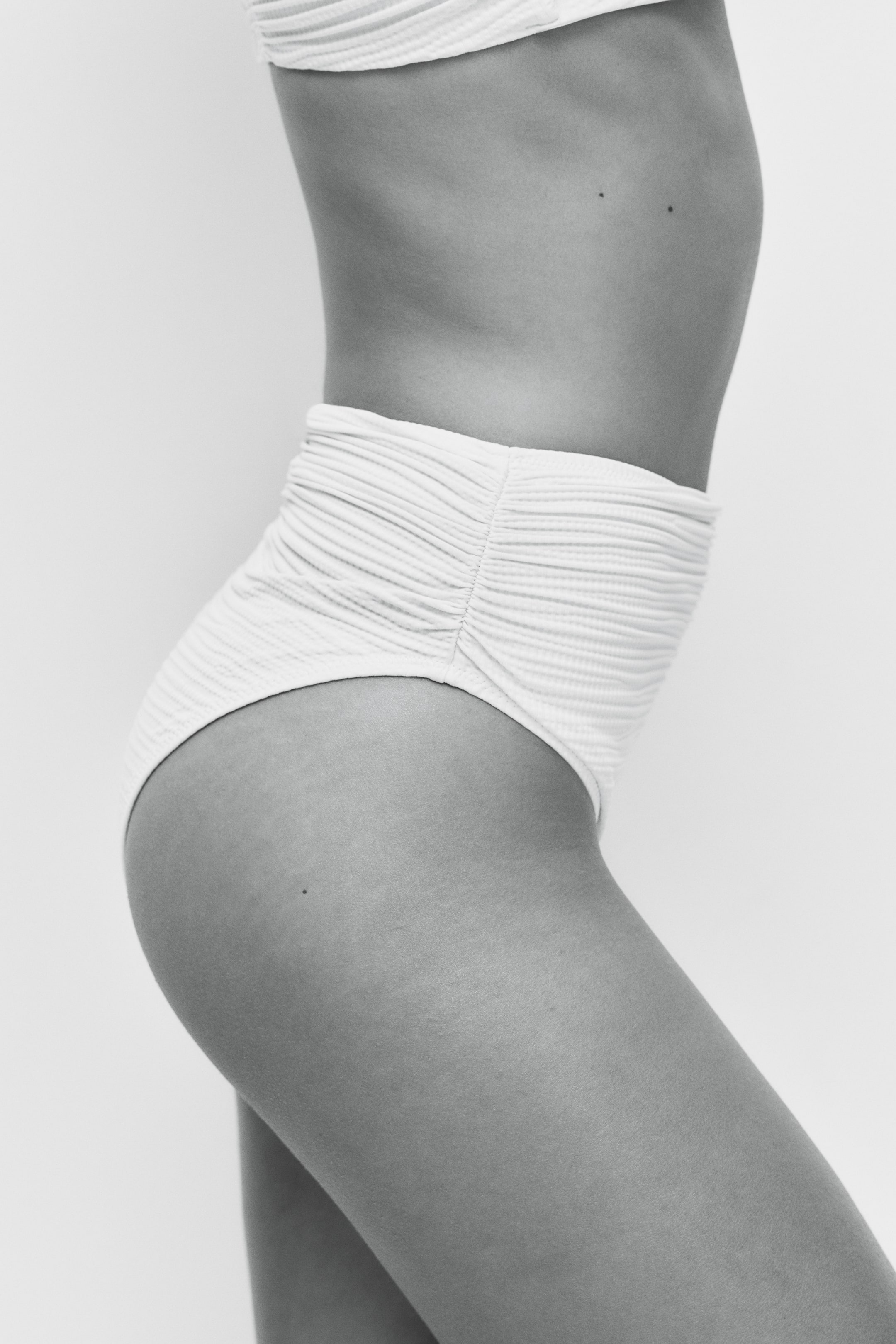 View larger image: High Waist Cheeky Bikini Bottoms - White - Ladies | H&M US 3