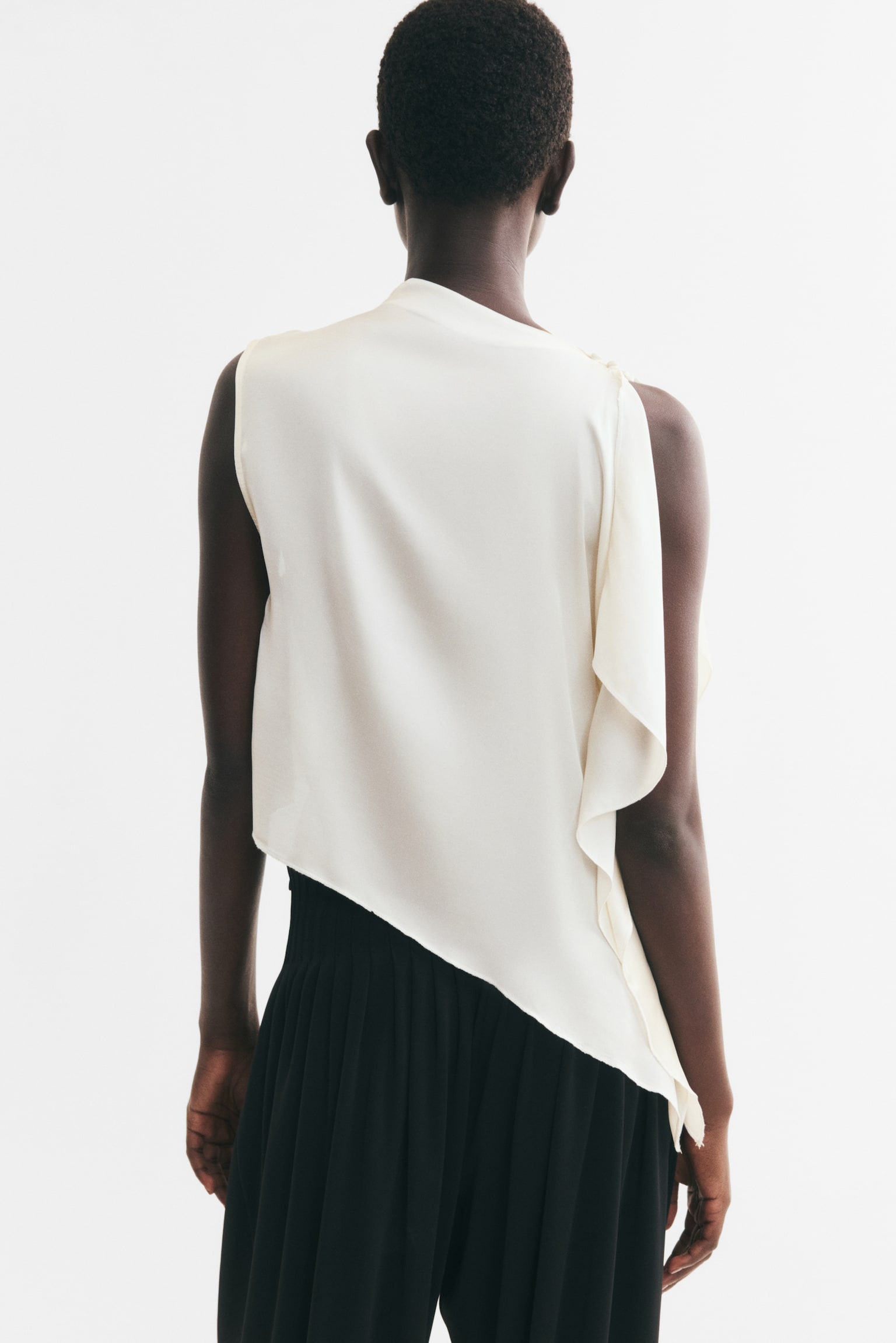 Женский топ H&M Cape-Detail Viscose Top, цвет: Кремовый — фото 5