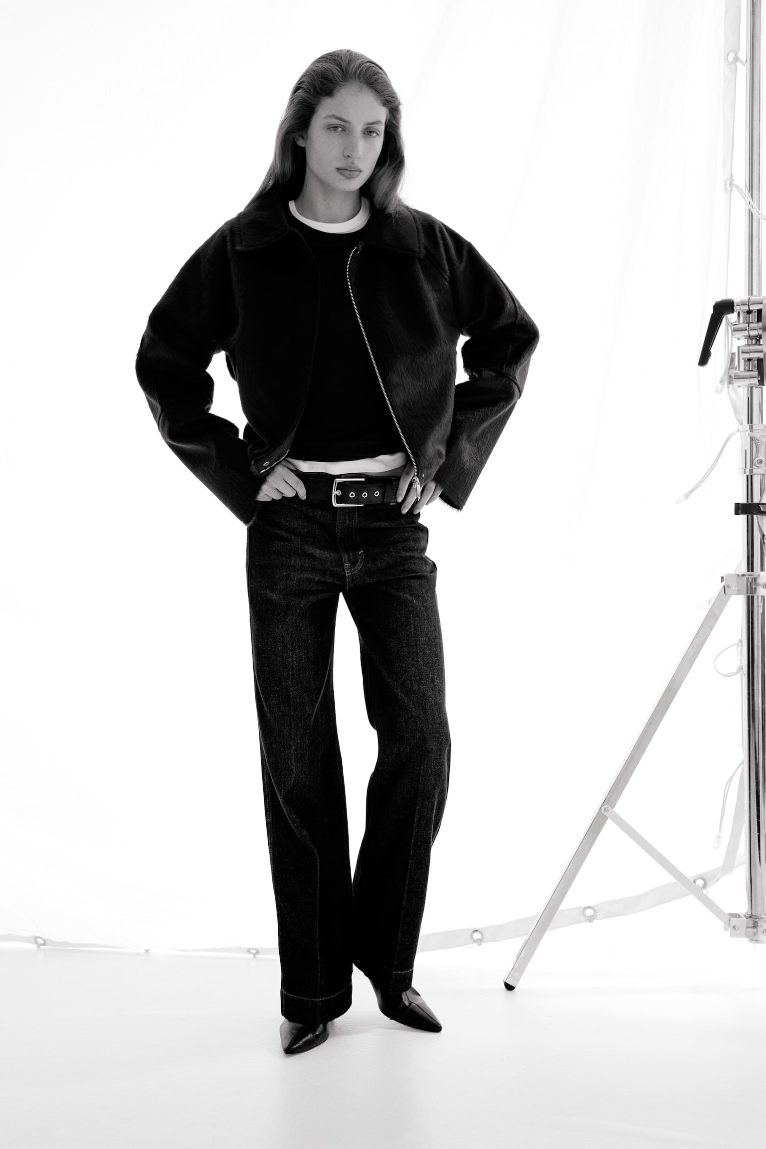 Wide High Waist Jeans - כחול ג'ינס כהה/כחול ג'ינס/לבן/כחול ג'ינס בהיר - 1