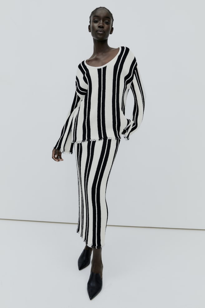 Oversized jumper - White/Black striped - 4