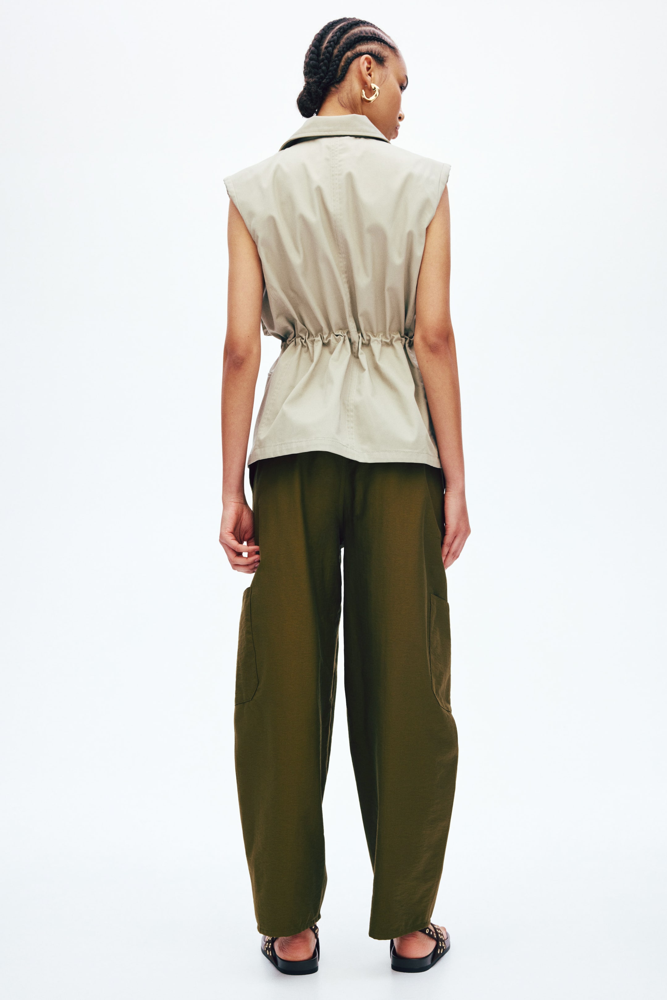 Balloon-Leg Cargo Pants