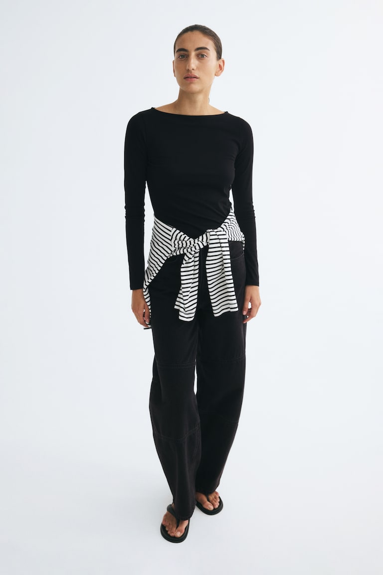 Bluza s čamac-izrezom