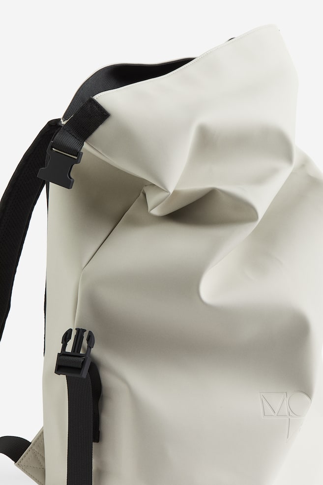 Water-repellent sports backpack - Light beige - 4