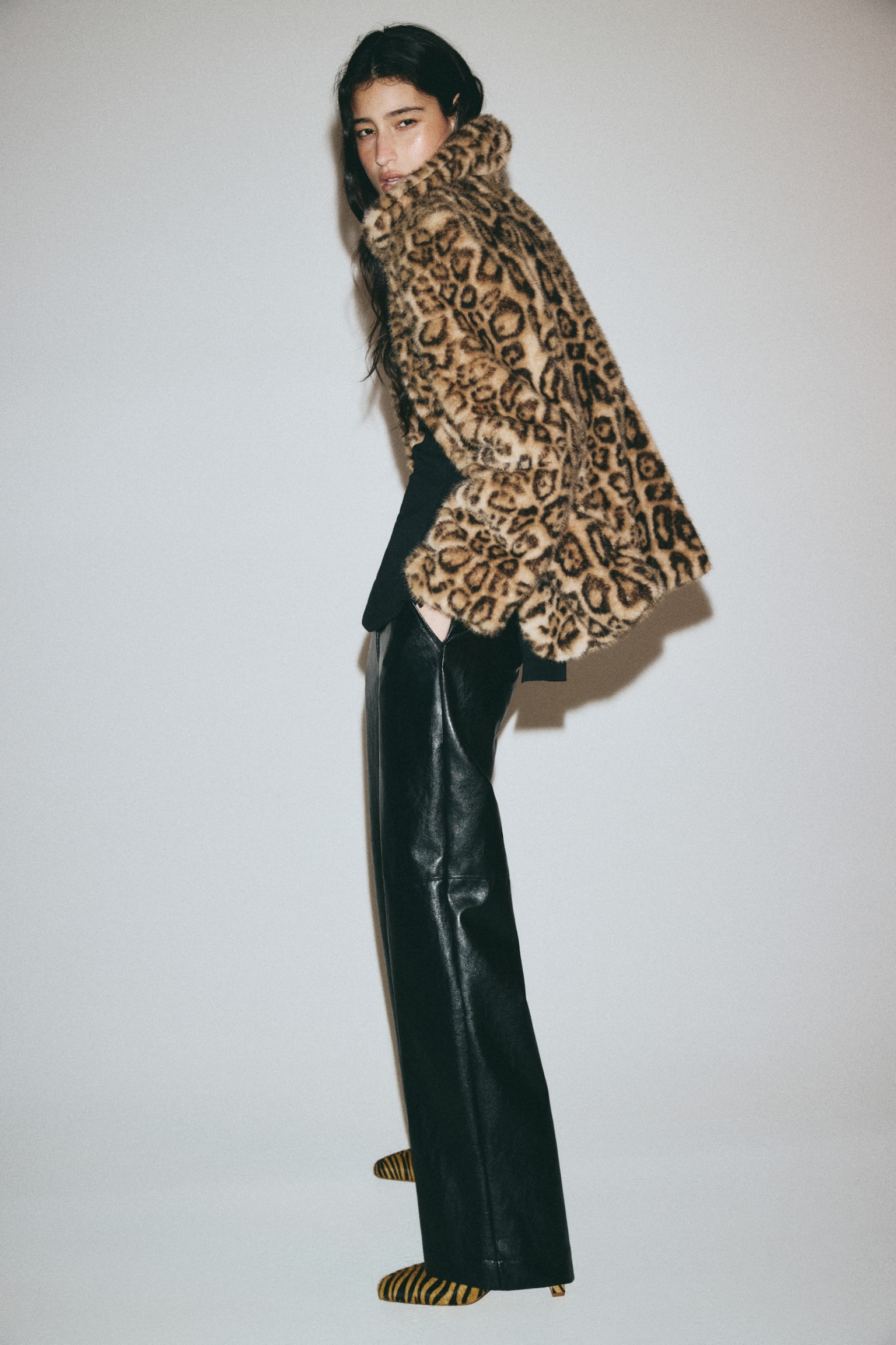 מכנסיים עם ציפוי - שחור - 2