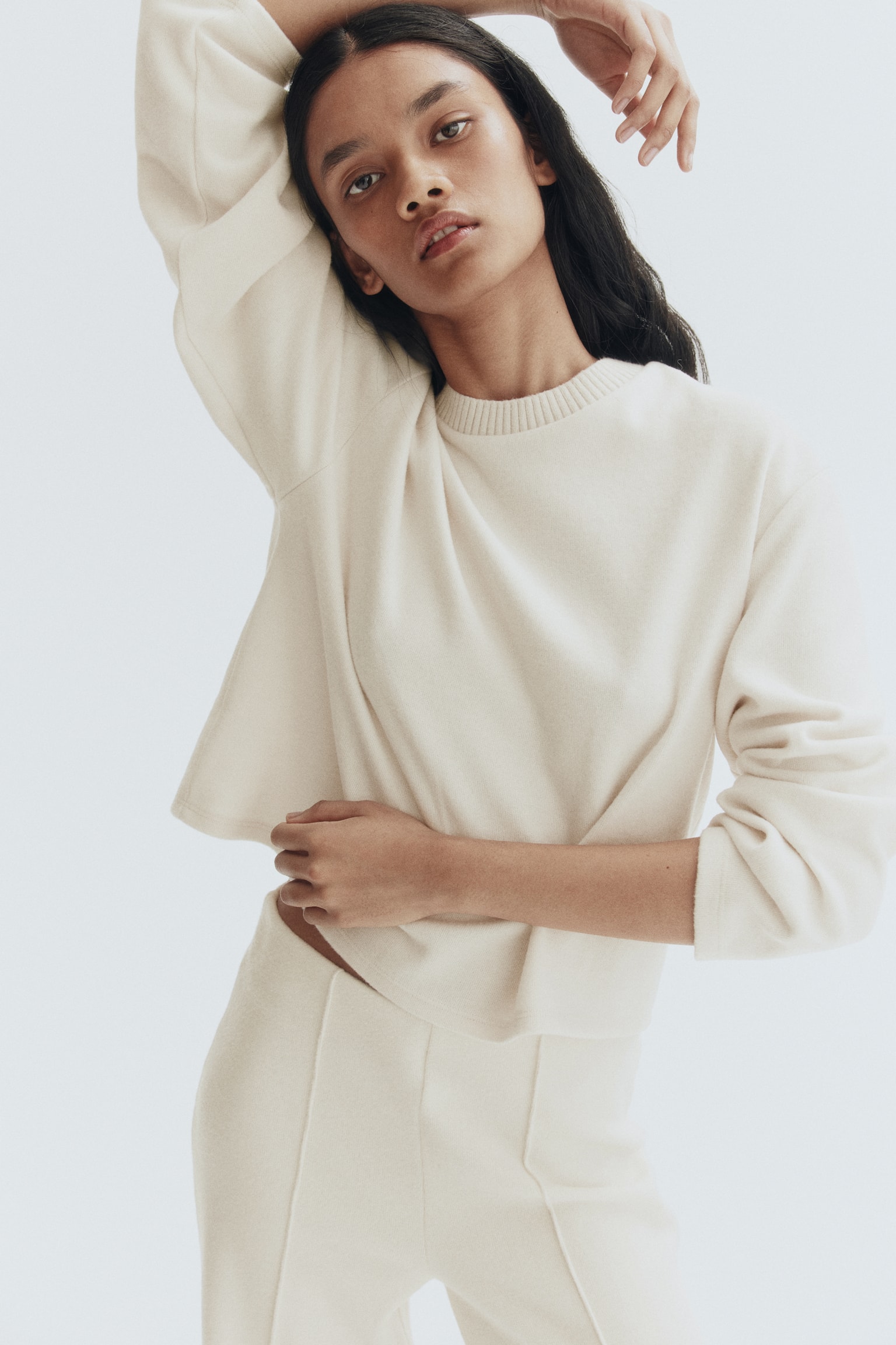 Oversized Sweatshirt - Hellbeige/Burgundy/Marineblau/Dunkelgrün - 5