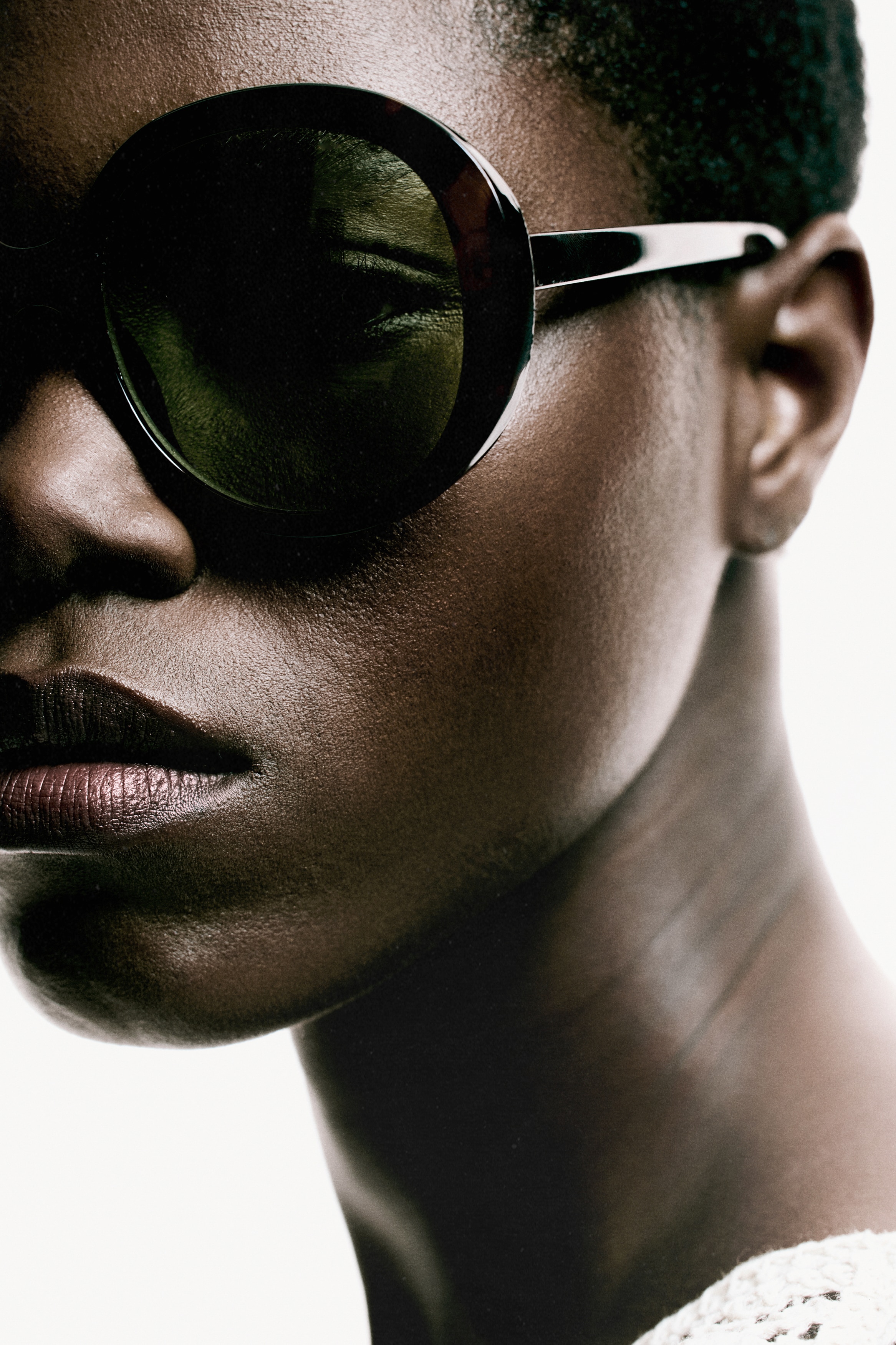 Round Sunglasses-Brown/tortoiseshell pattern