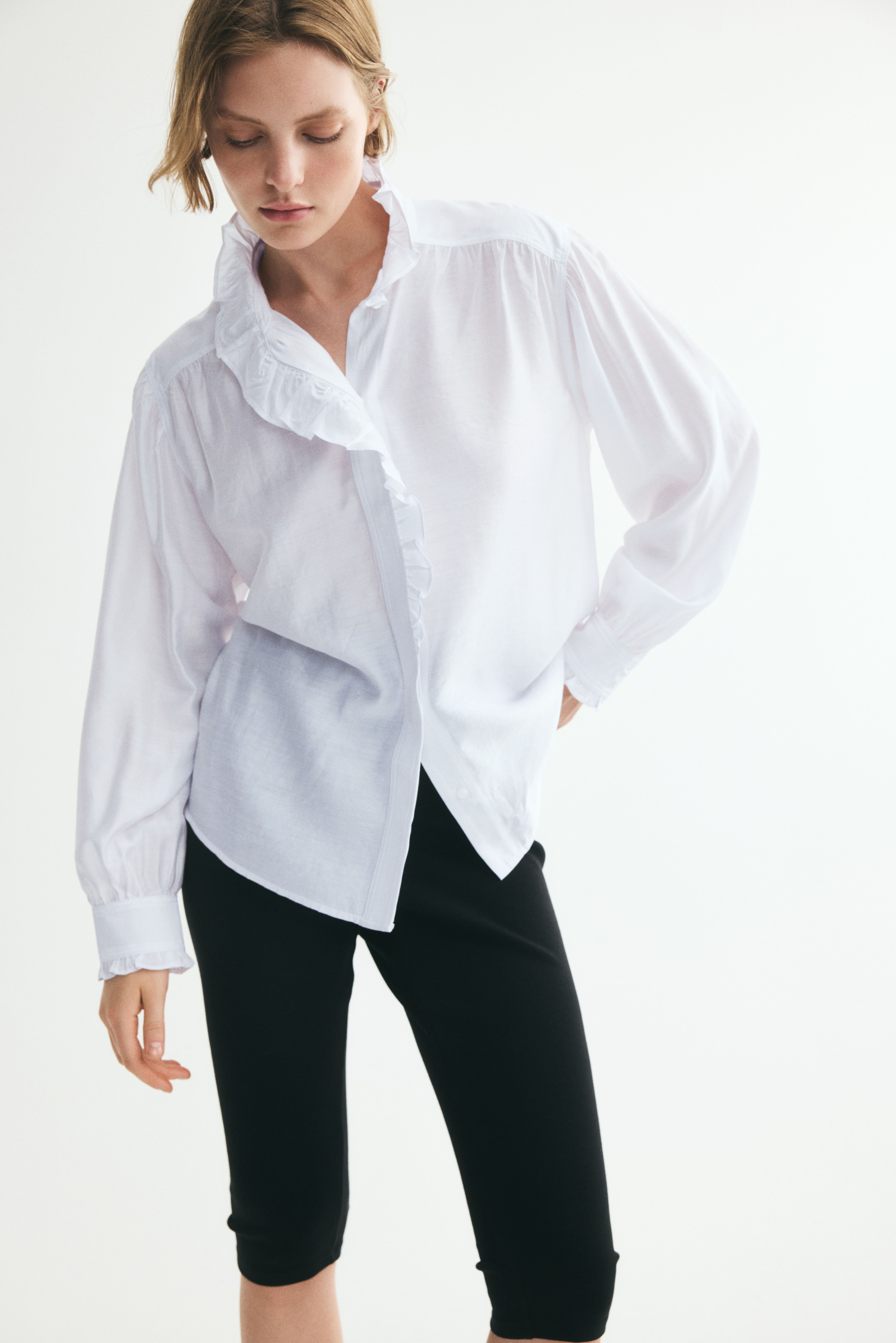 Blouse à boutons avec frison